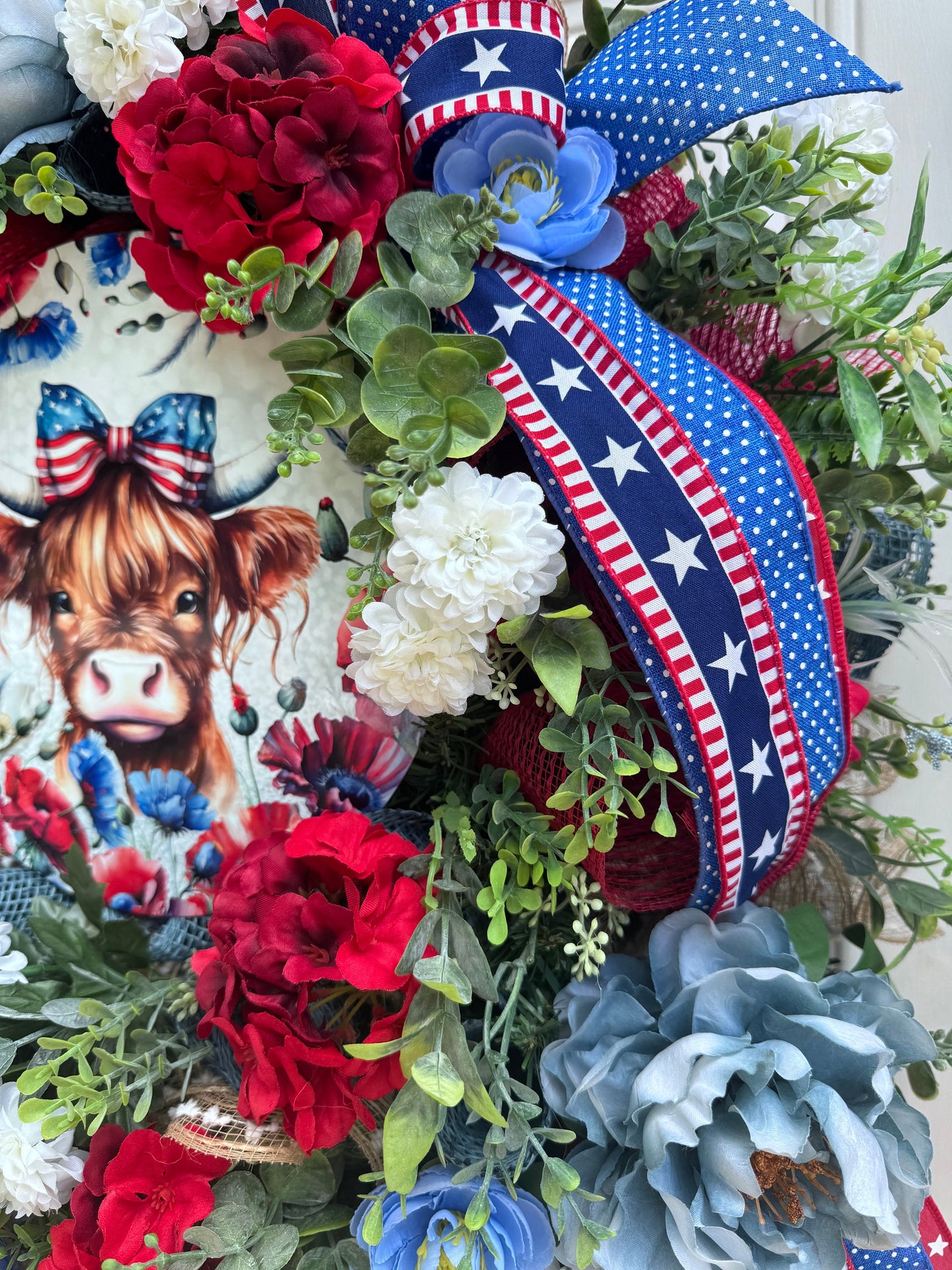 Highland Cow Wreath for Front Door Patriotic Deco Mesh Home Decor for Outdoor Porch or Indoor Office Hanging Farmhouse Cow Wreath Labor Day