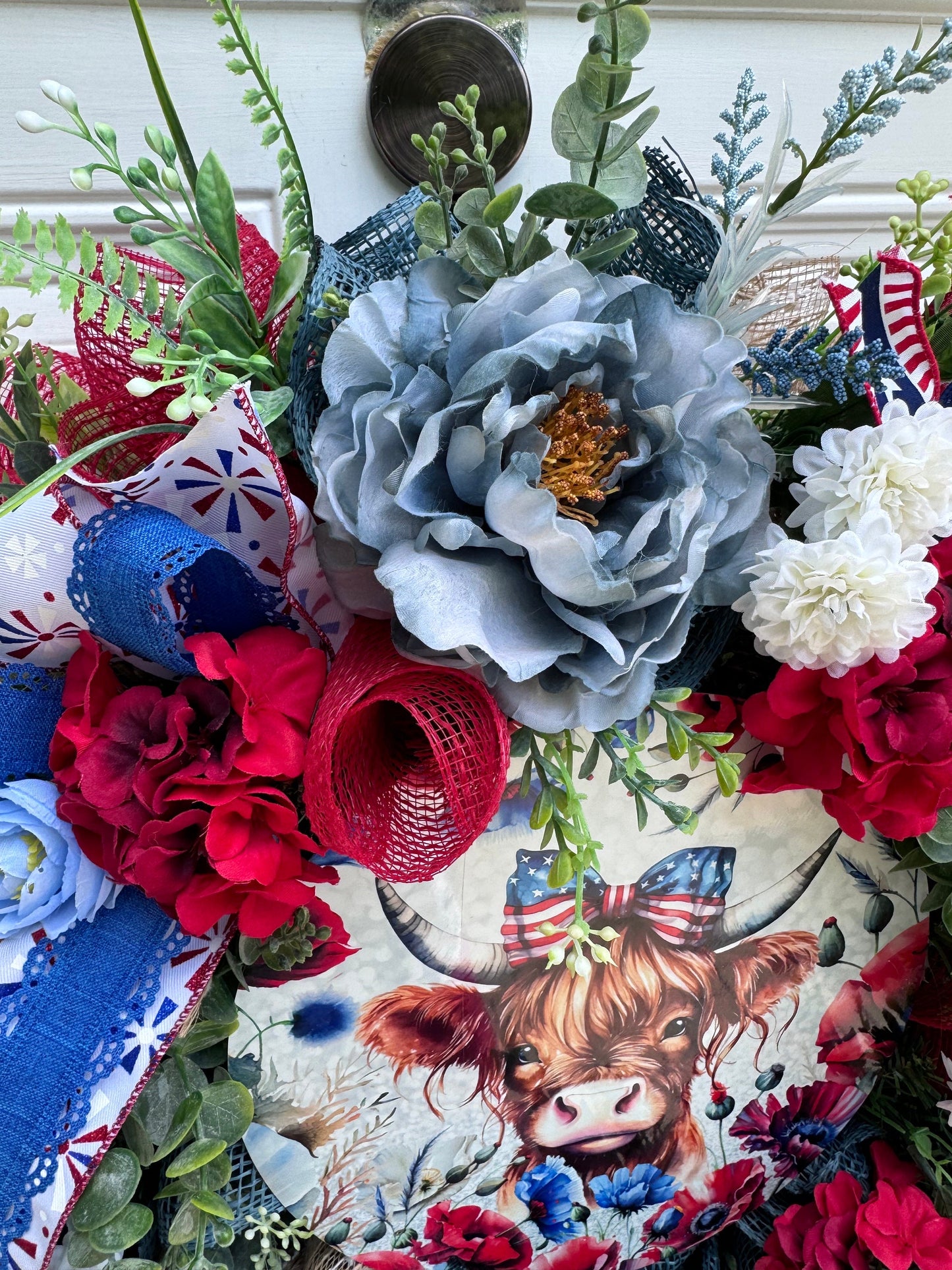Highland Cow Wreath for Front Door Patriotic Deco Mesh Home Decor for Outdoor Porch or Indoor Office Hanging Farmhouse Cow Wreath Labor Day