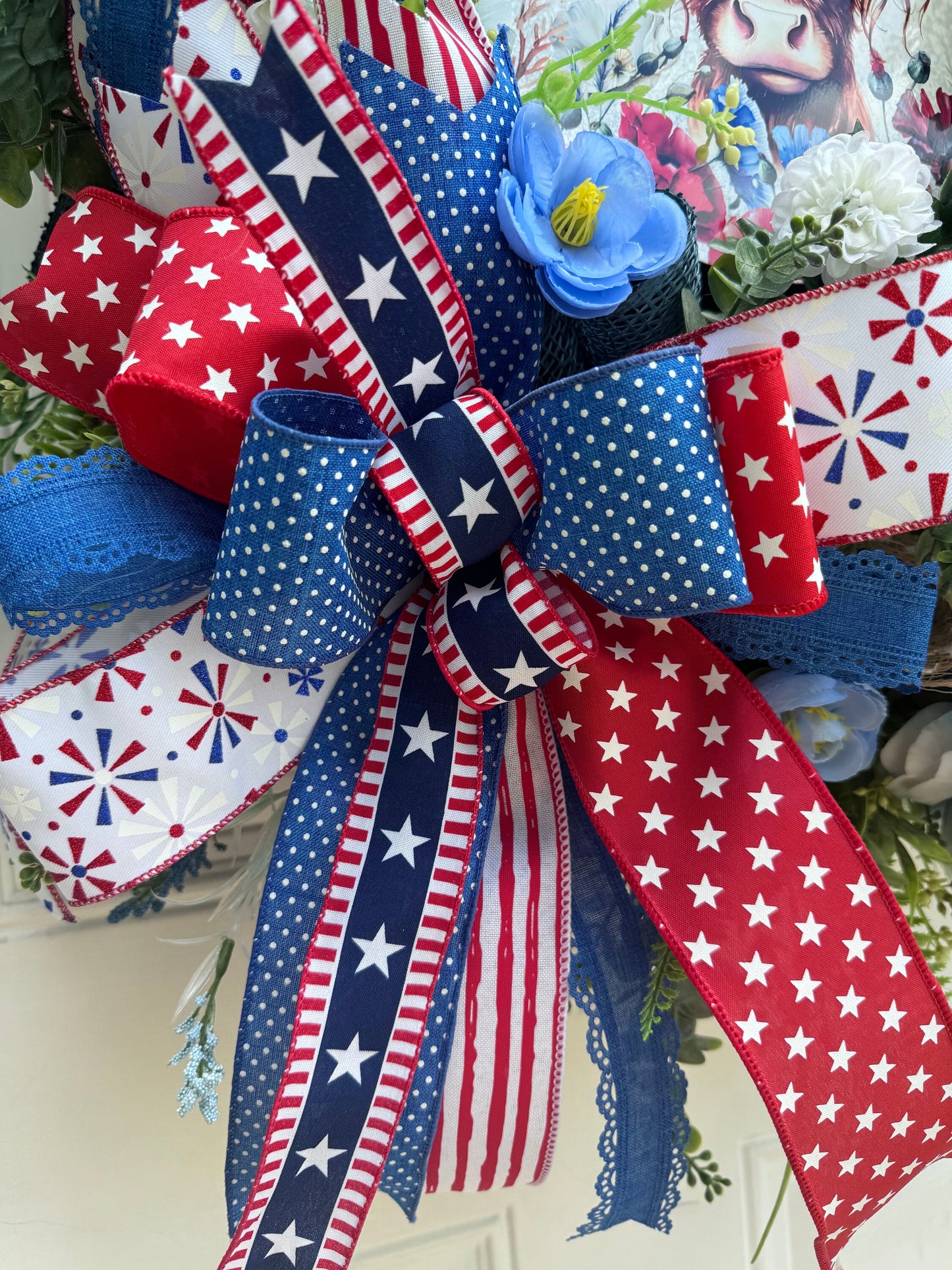 Highland Cow Wreath for Front Door Patriotic Deco Mesh Home Decor for Outdoor Porch or Indoor Office Hanging Farmhouse Cow Wreath Labor Day