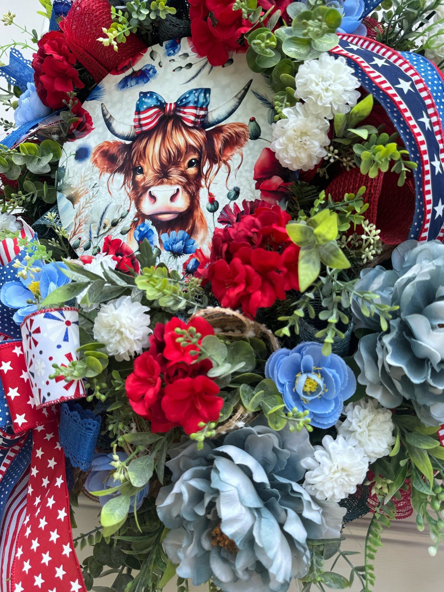 Highland Cow Wreath for Front Door Patriotic Deco Mesh Home Decor for Outdoor Porch or Indoor Office Hanging Farmhouse Cow Wreath Labor Day