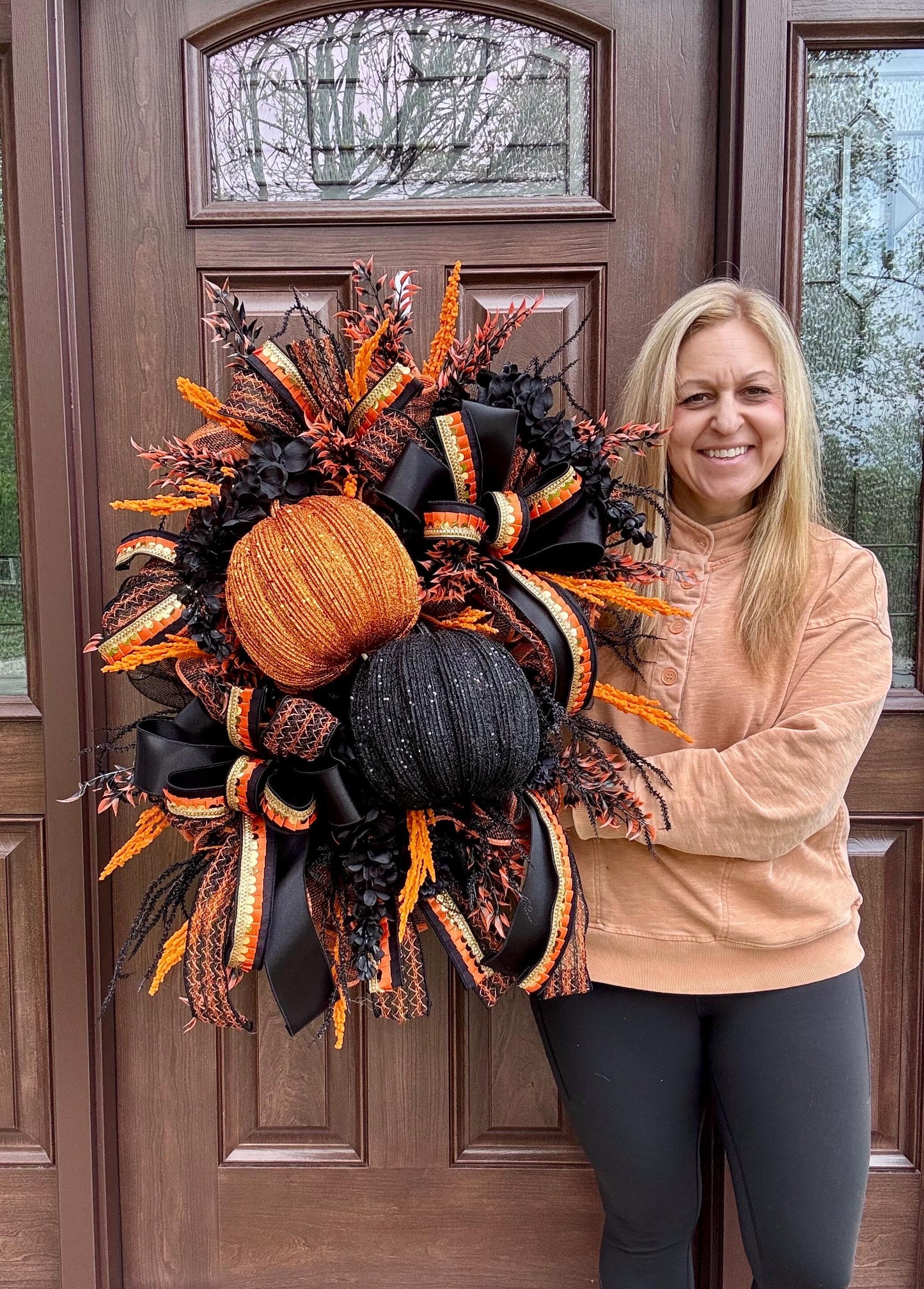 Elegant Halloween Pumpkin Wreath for Front Door, Glitzy Pumpkin Fall Door Decor for Indoor Porch, Glam Fall Home Decor