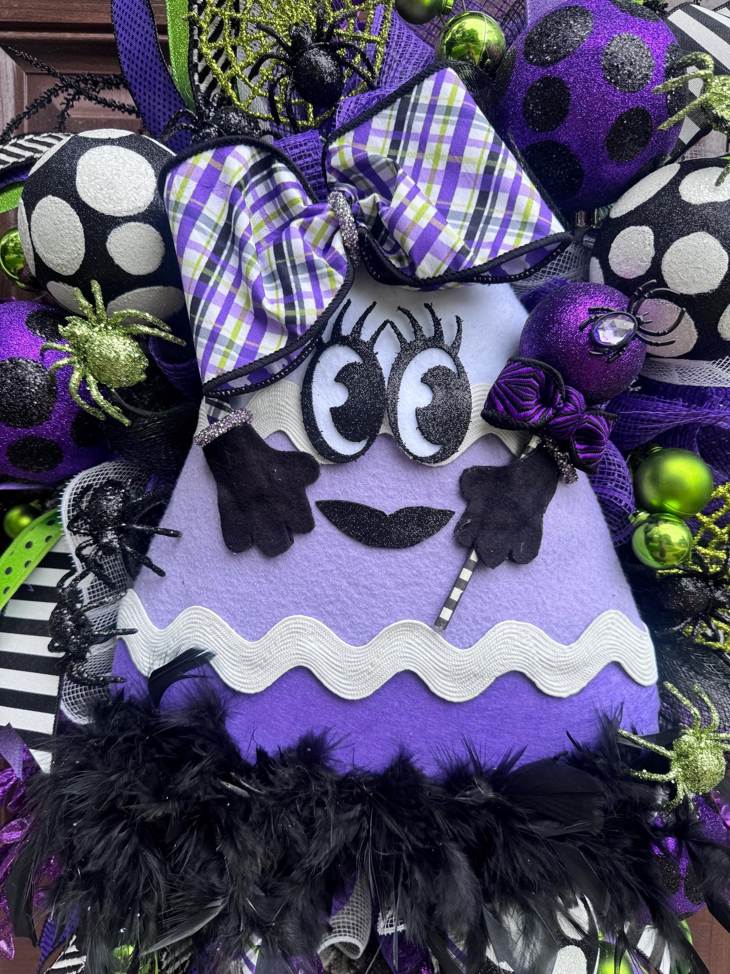 Halloween Purple Witch Wreath, Cute Halloween Wreath, Candy Corn Door Hanger, Purple and Green Halloween Party Decor, Halloween Home Decor