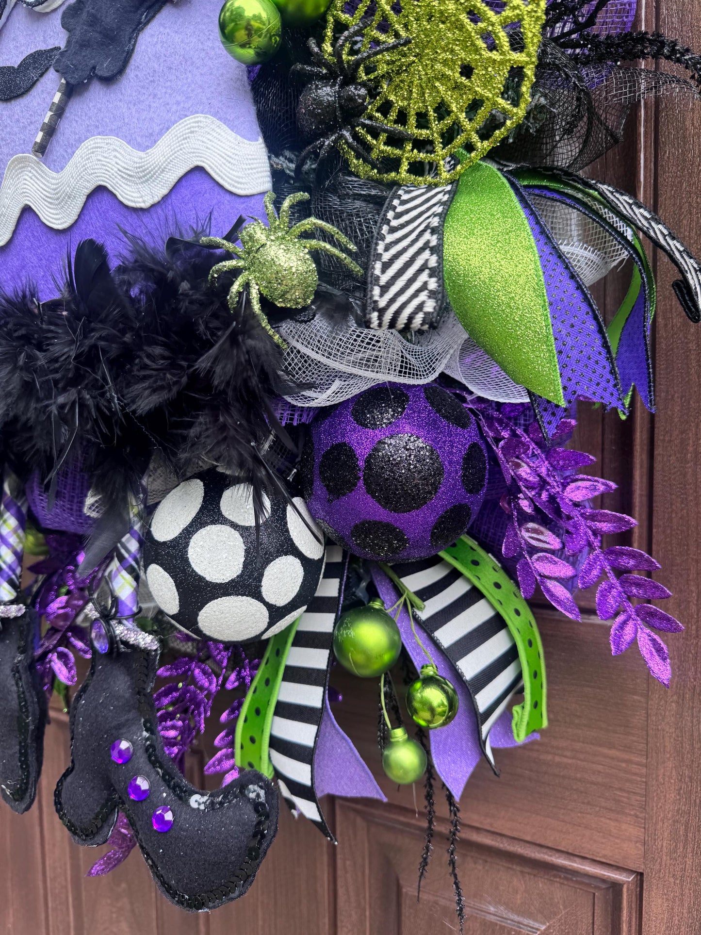 Halloween Purple Witch Wreath, Cute Halloween Wreath, Candy Corn Door Hanger, Purple and Green Halloween Party Decor, Halloween Home Decor