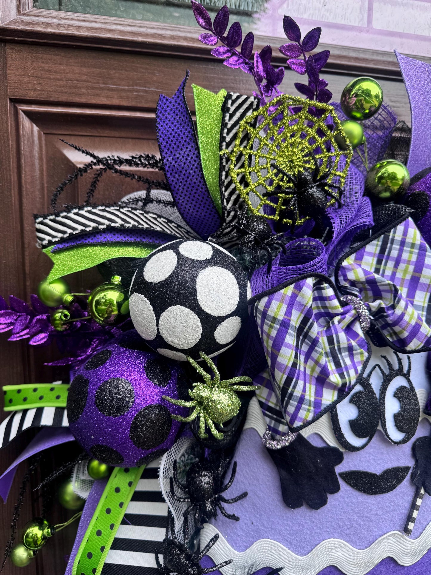 Halloween Purple Witch Wreath, Cute Halloween Wreath, Candy Corn Door Hanger, Purple and Green Halloween Party Decor, Halloween Home Decor
