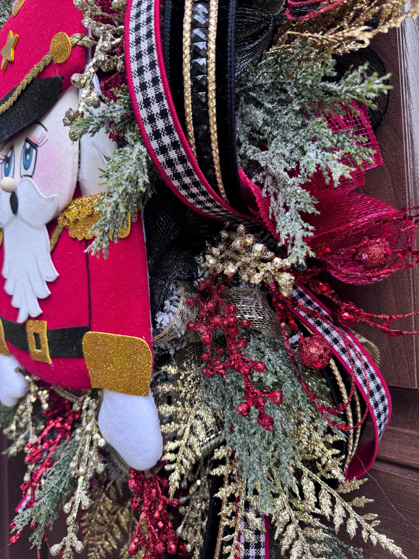 Elegant Christmas Nutcracker Wreath