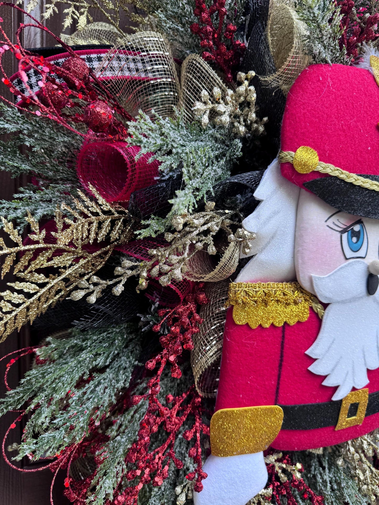 Elegant Christmas Nutcracker Wreath