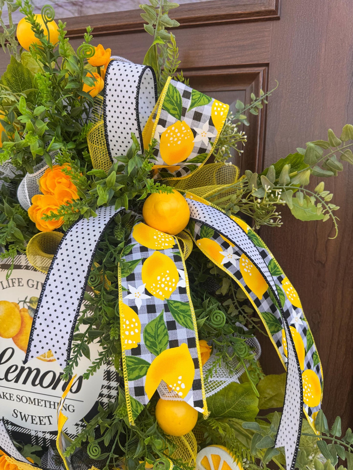 When Life Gives You Lemons Wreath – Lemon Front Door Hanger – Yellow & Black Buffalo Check Wreath – Farmhouse Summer Door Decor