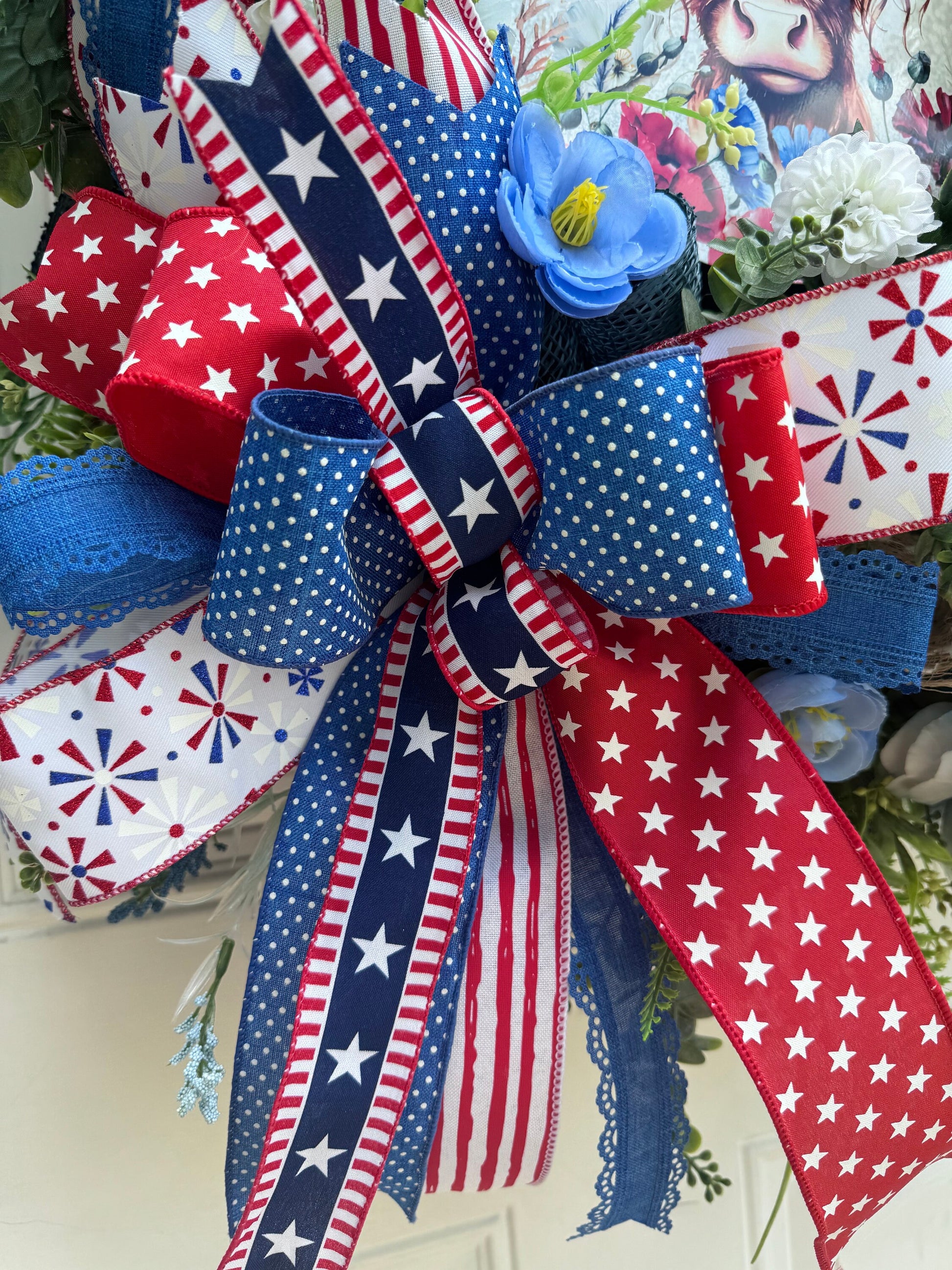Highland Cow Wreath for Front Door Patriotic Deco Mesh Home Decor for Outdoor Porch or Indoor Office Hanging Farmhouse Cow Wreath Labor Day