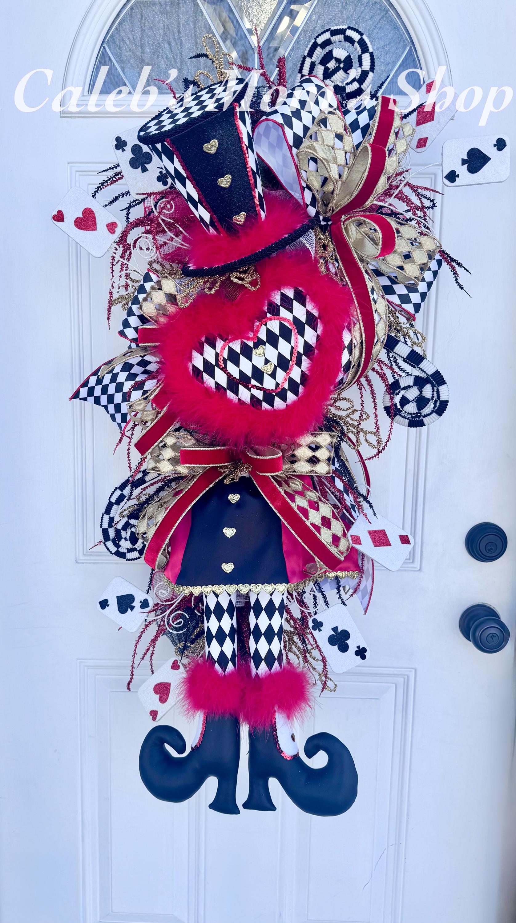 XXL Queen of Hearts Valentine Wreath for Front Door, Luxury Wreath, Valentines Day Heart Home Decor for Porch or Indoor Office