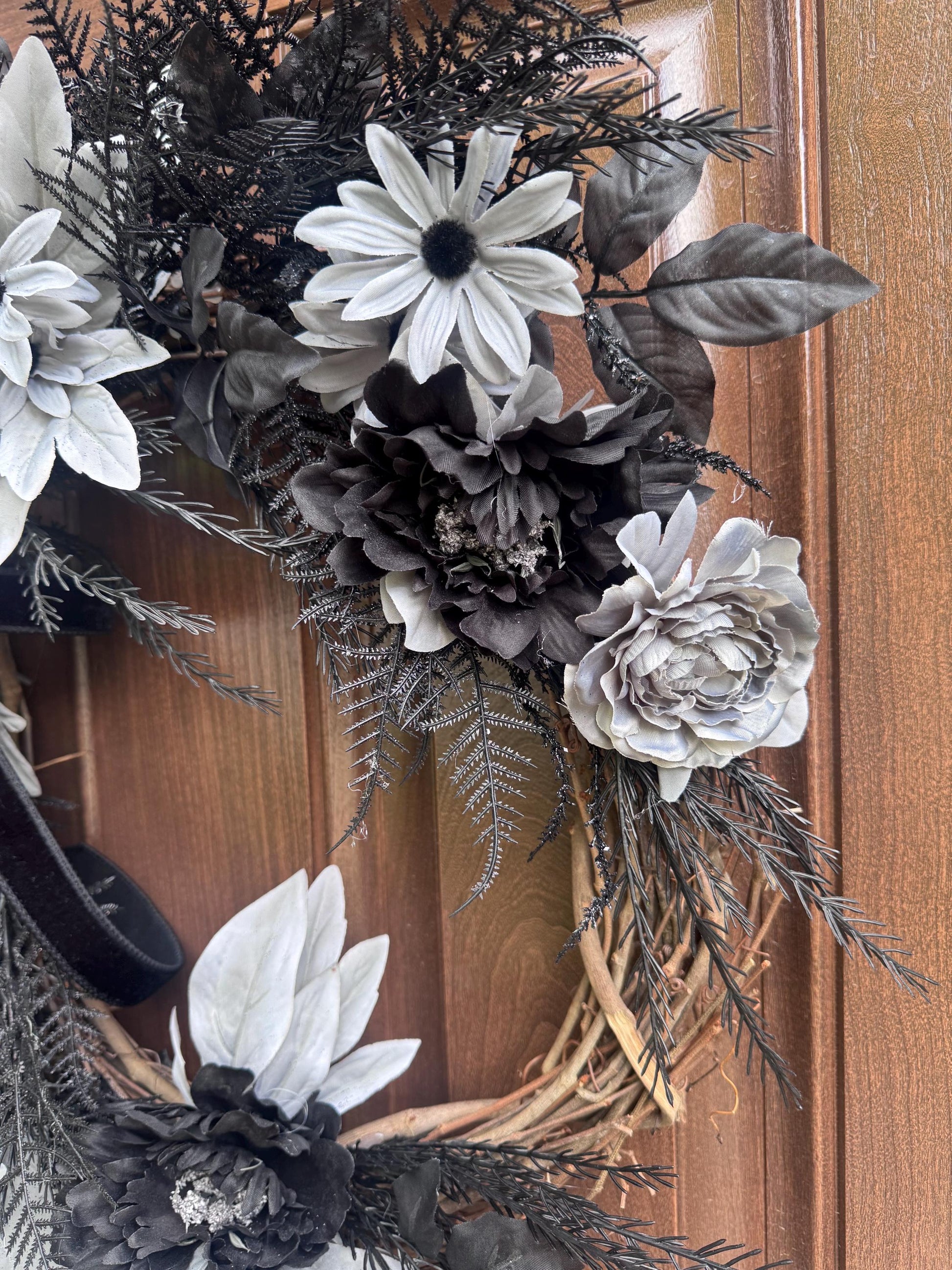 Gothic Halloween Wreath for Front Door, Black and Grey Fall Home Decor for Outdoor Porch or Indoor Office Wall Hanging Goth, Halloween Decor