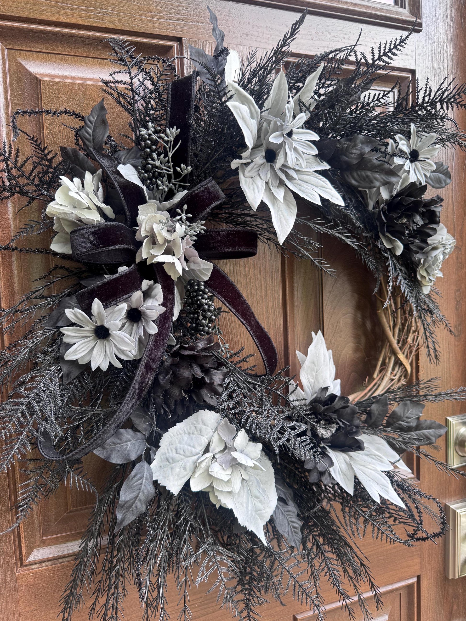 Gothic Halloween Wreath for Front Door, Black and Grey Fall Home Decor for Outdoor Porch or Indoor Office Wall Hanging Goth, Halloween Decor