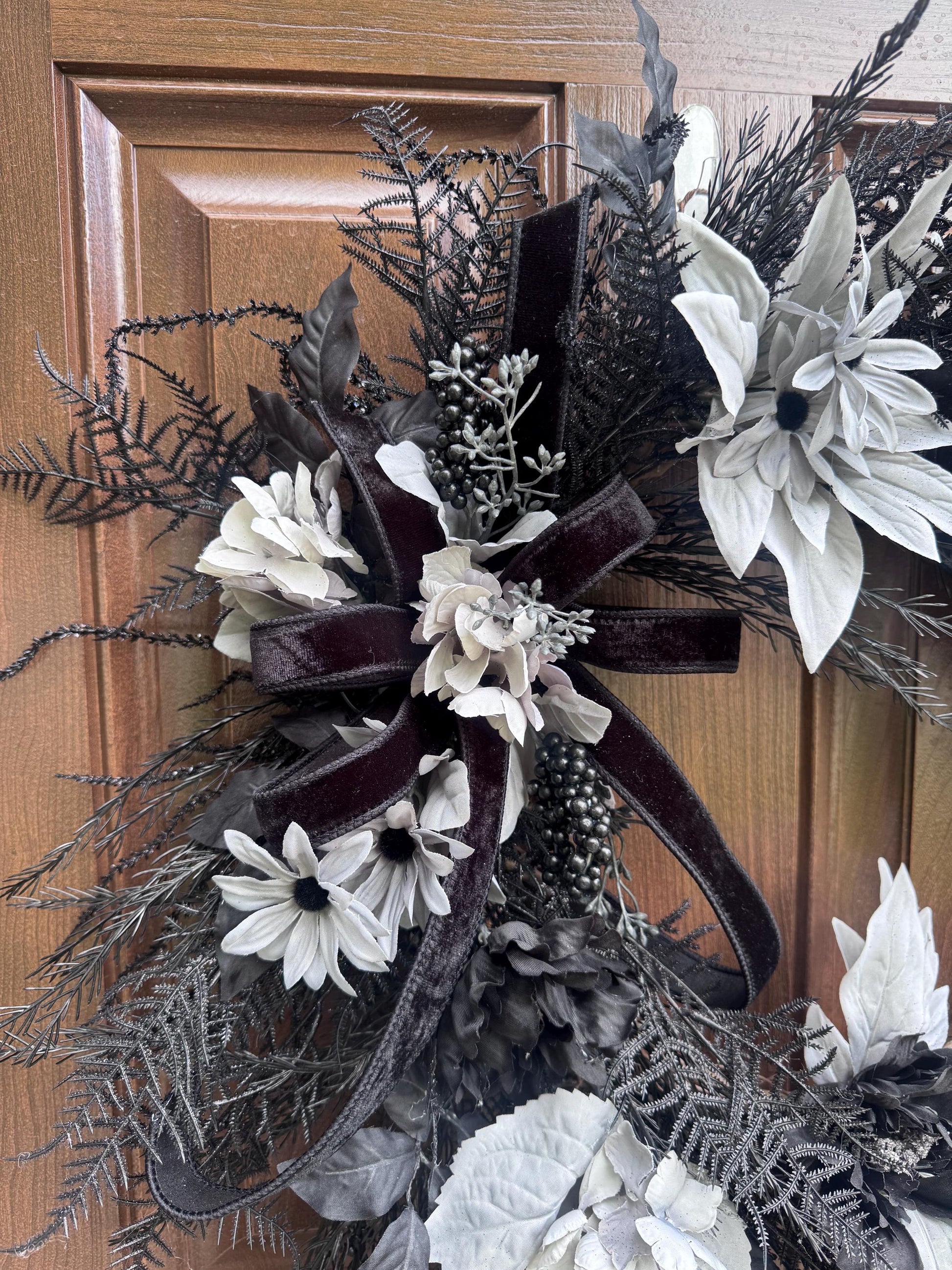 Gothic Halloween Wreath for Front Door, Black and Grey Fall Home Decor for Outdoor Porch or Indoor Office Wall Hanging Goth, Halloween Decor
