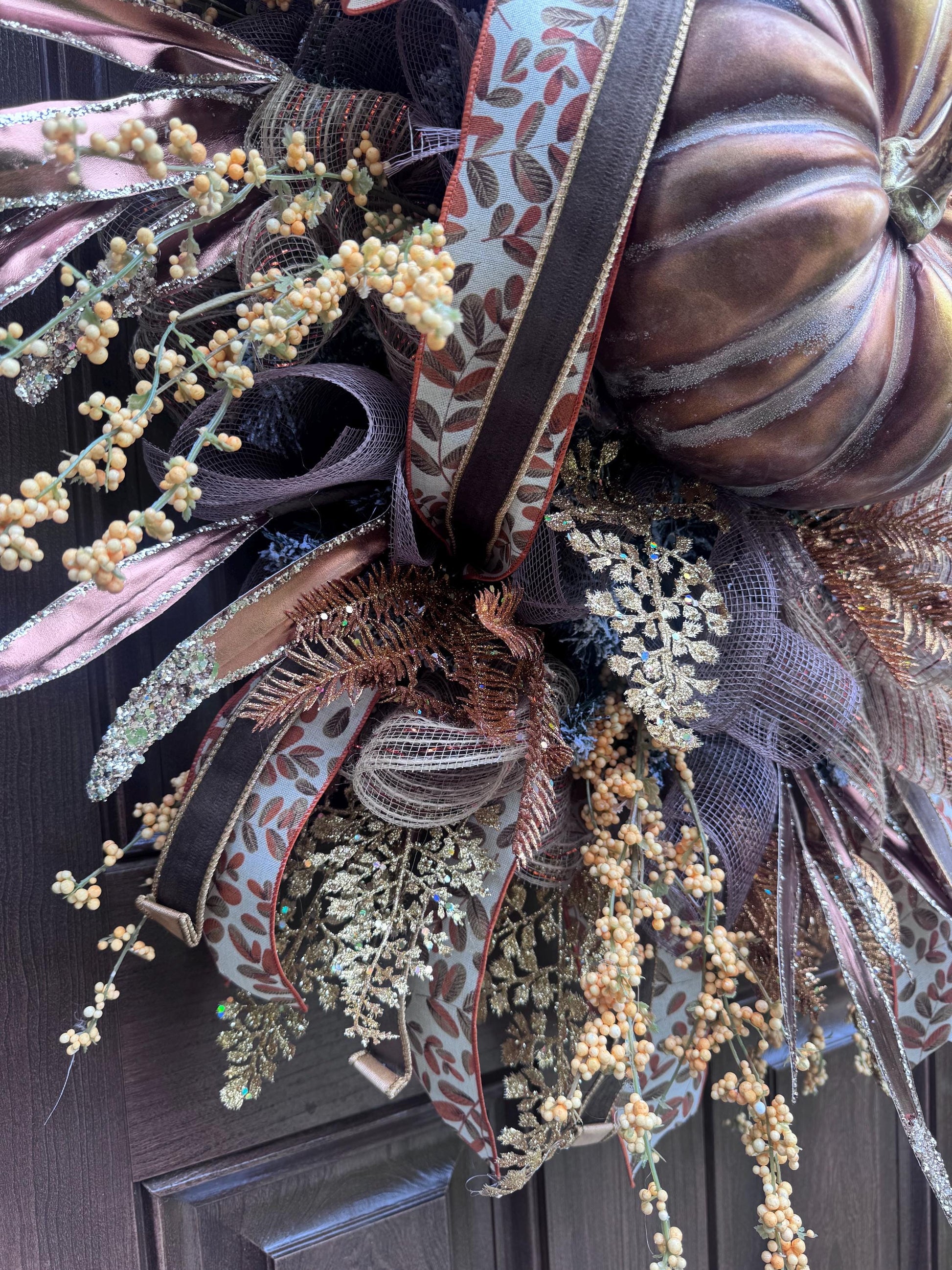Elegant Fall Pumpkin Wreath for Front Door, Glam Autumn Pumpkin Wreath for Outdoor Porch, Thanksgiving Front Door Wreath Decor, Harvest Glam