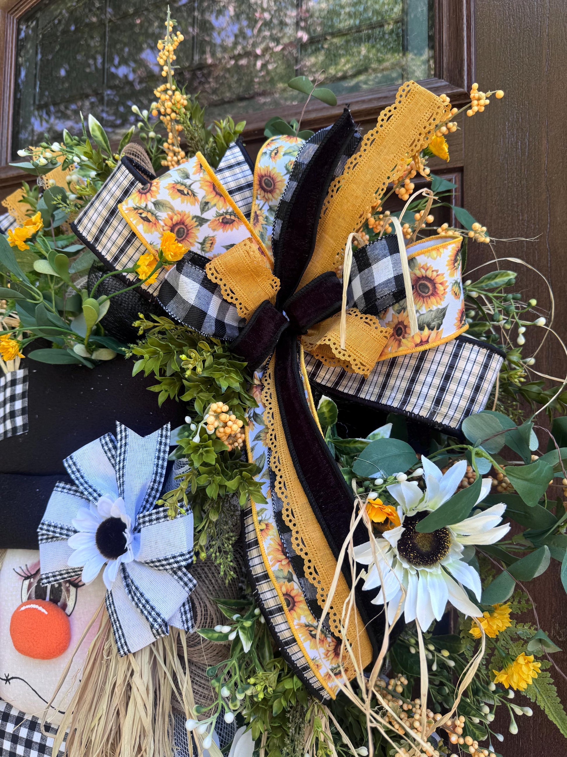 Scarecrow Fall Wreath for Front Door, Fall Home Decor, Sunflower Door Decor, Scarecrow Door Decoration, Autumn Wreath, Thanksgiving Decor