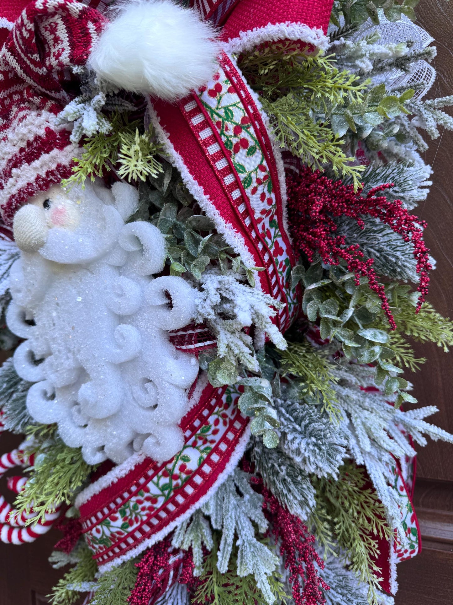 Santa Wreath for Front Door Elegant Traditional Christmas Home Decor for Outdoor Porch or Indoor Office Wall Hanger Holiday Entry