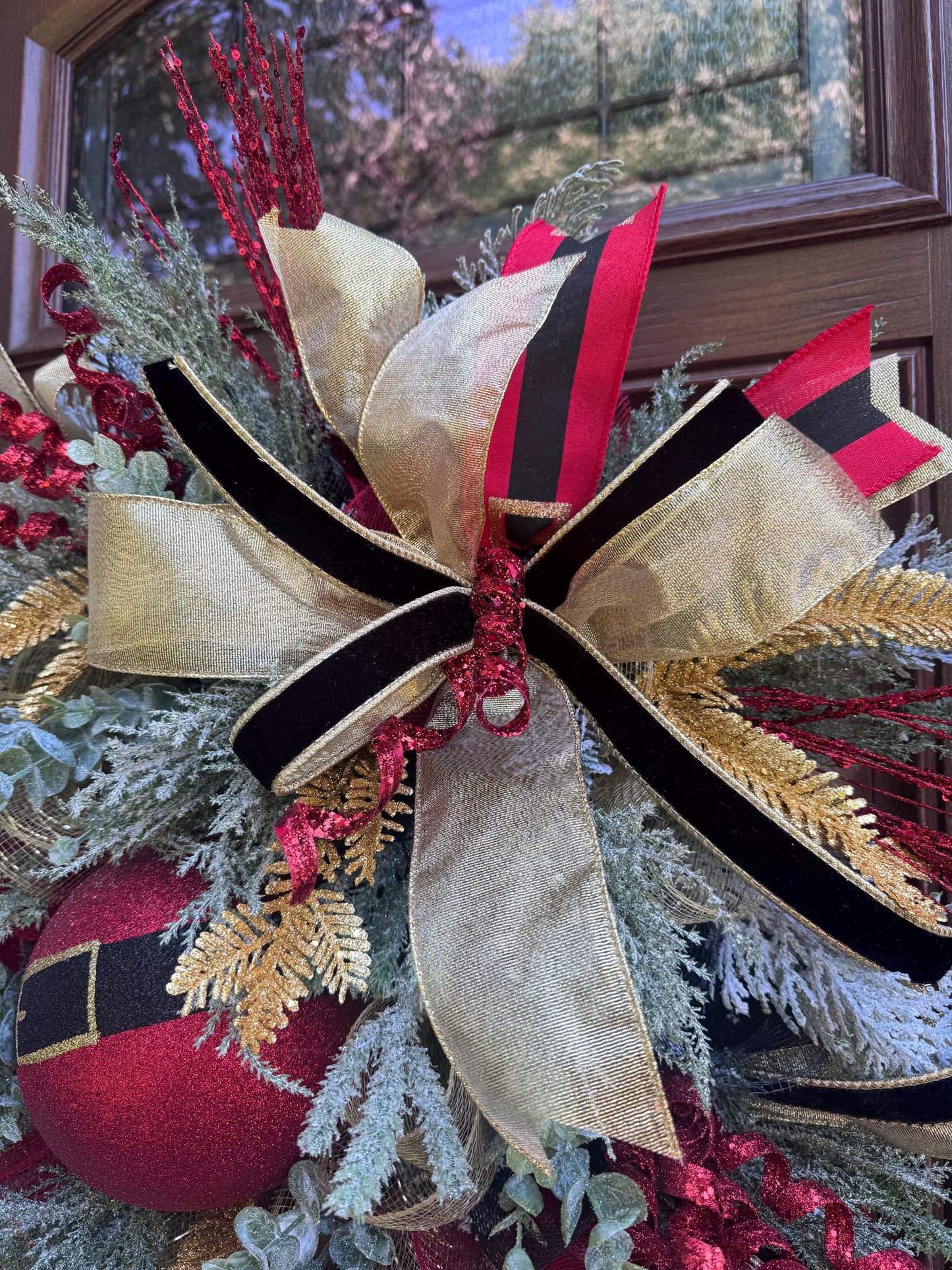Christmas Wreath with Santa Belt Ornament, Red Gold Winter Holiday Porch Decor, Winter Front Porch Decoration, Festive Wall Hanger