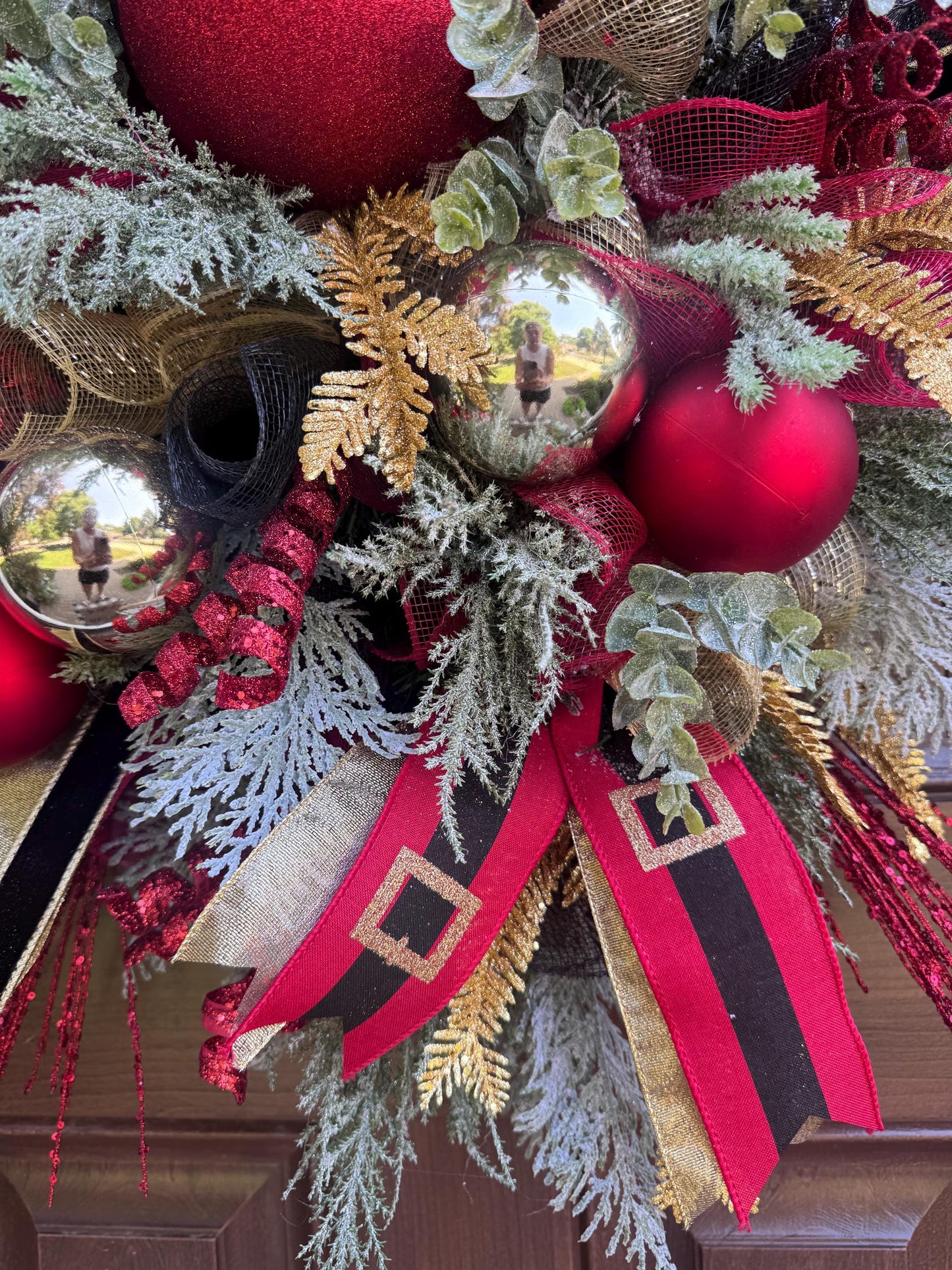 Christmas Wreath with Santa Belt Ornament, Red Gold Winter Holiday Porch Decor, Winter Front Porch Decoration, Festive Wall Hanger
