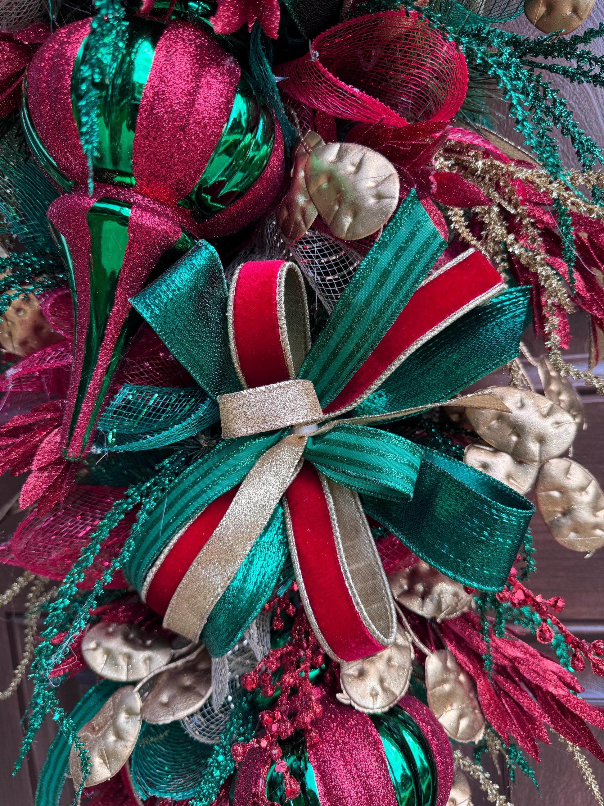 Glam Christmas and Winter Swag Wreath for Front Door, Traditional Luxury Jewel Home Decor for Porch or Indoor Office Holiday Wall Hanger