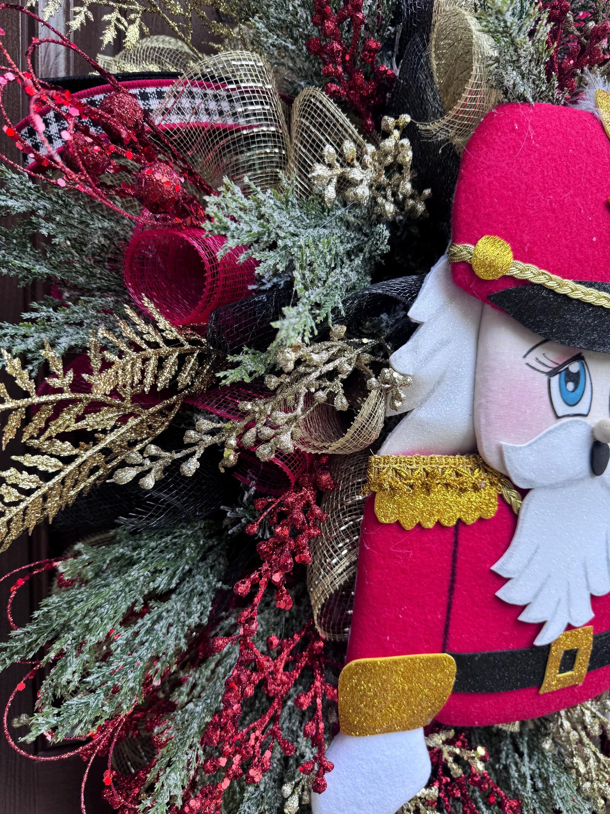 Elegant Christmas Nutcracker Wreath