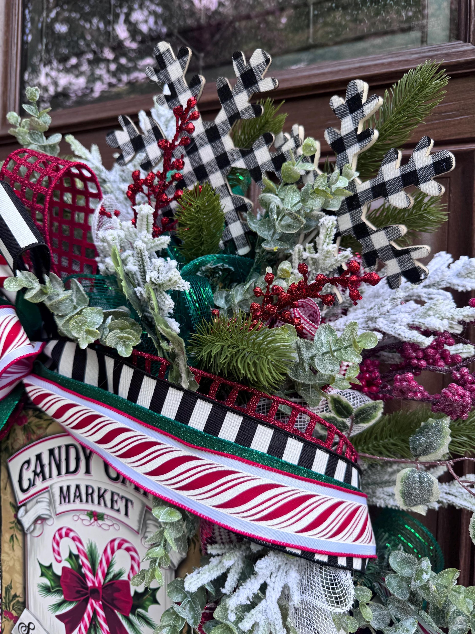 Candy Cane Wreath for Front Door, Rustic Country Candy Holiday Decor for Outdoor Porch or Indoor Office Wall Hanger, Kitchen Winter Decor