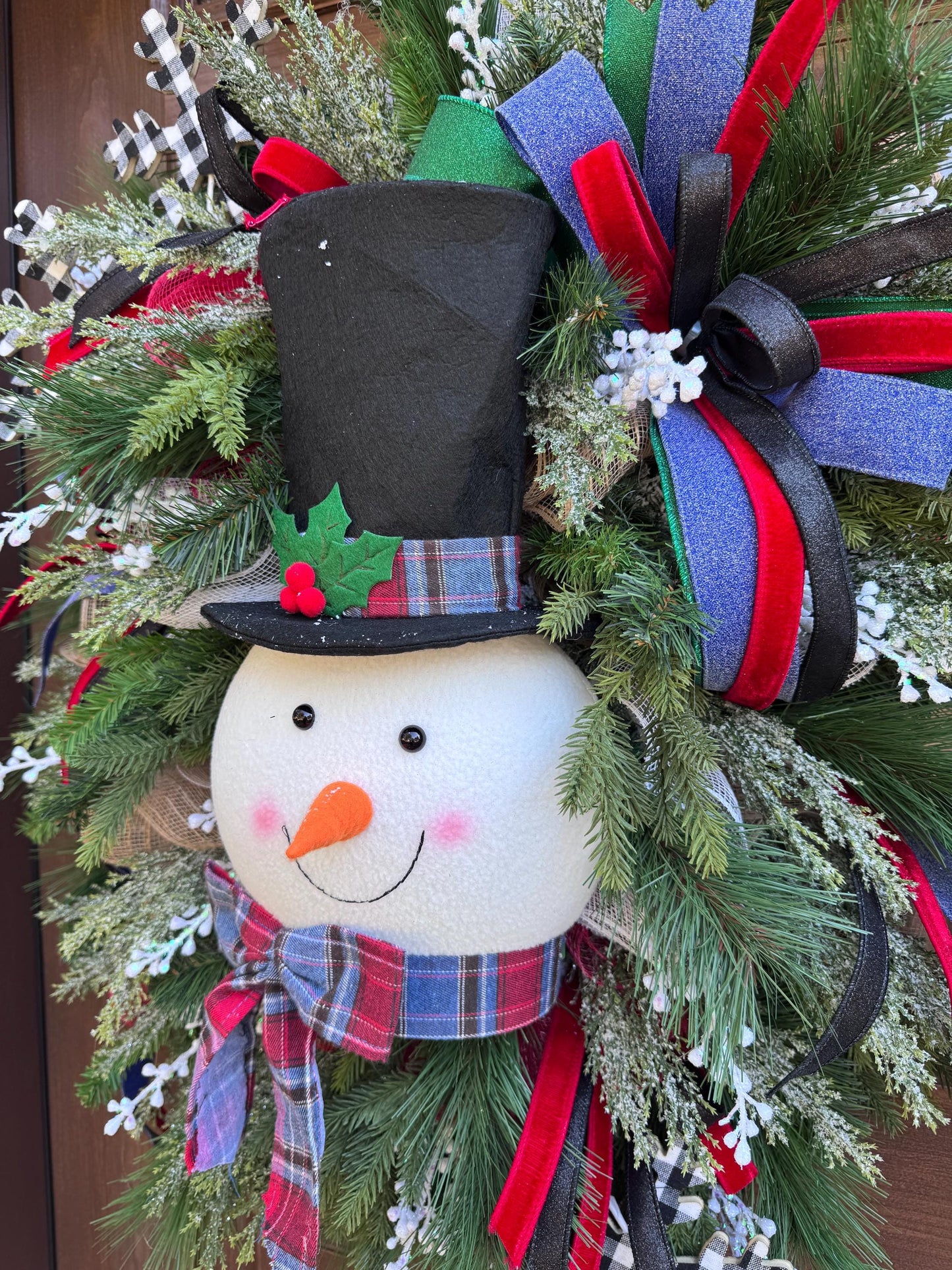 Snowman Christmas Wreath for Front Door, Winter Holiday Wreath with Top Hat, Farmhouse Christmas Decor, Snowman Wreath, Holiday Door Decor