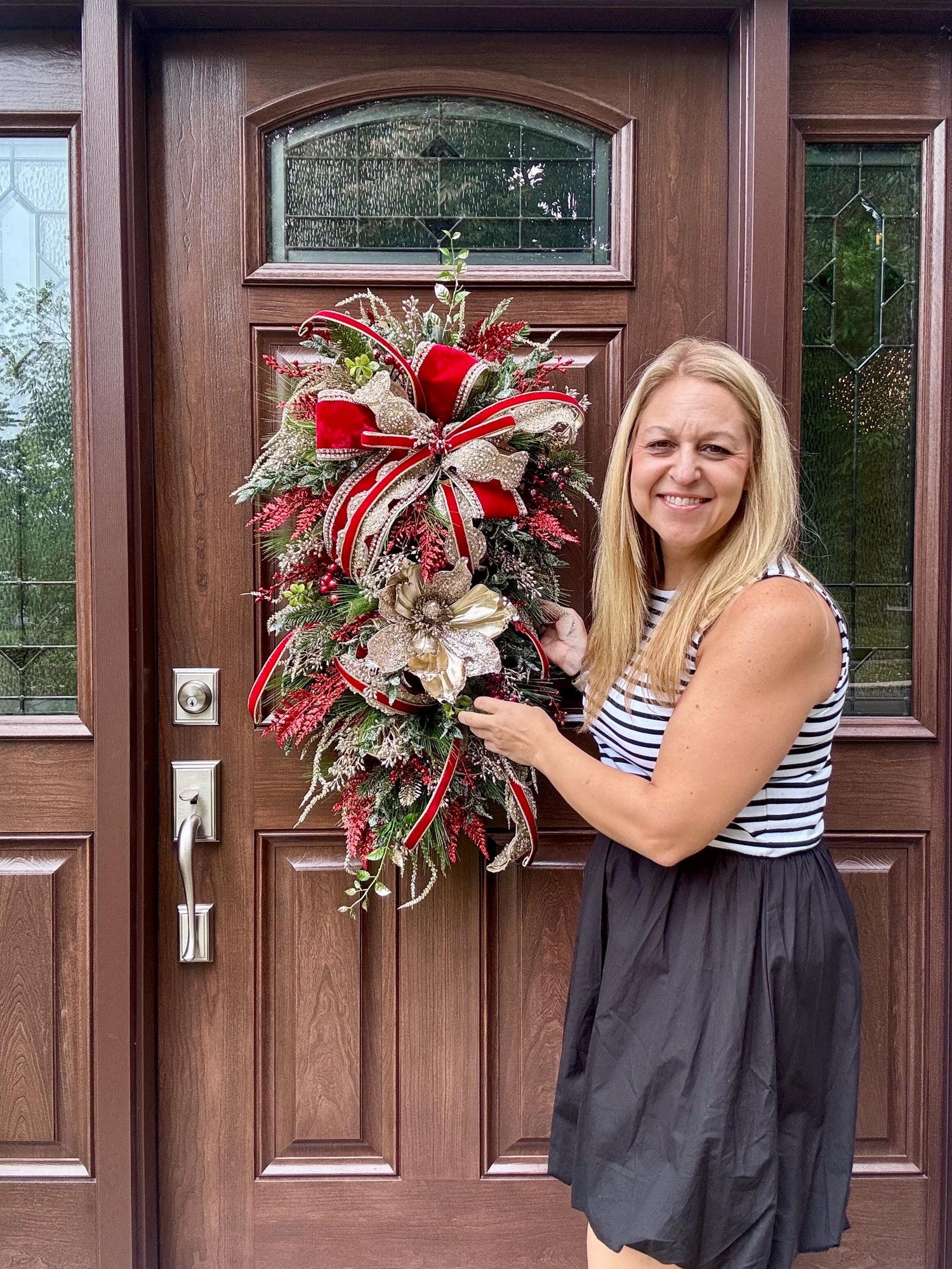 Elegant Christmas and Winter Swag Wreath for Door, Traditional Luxury Home Decor for Porch or Indoor Office Holiday Wall Hanger