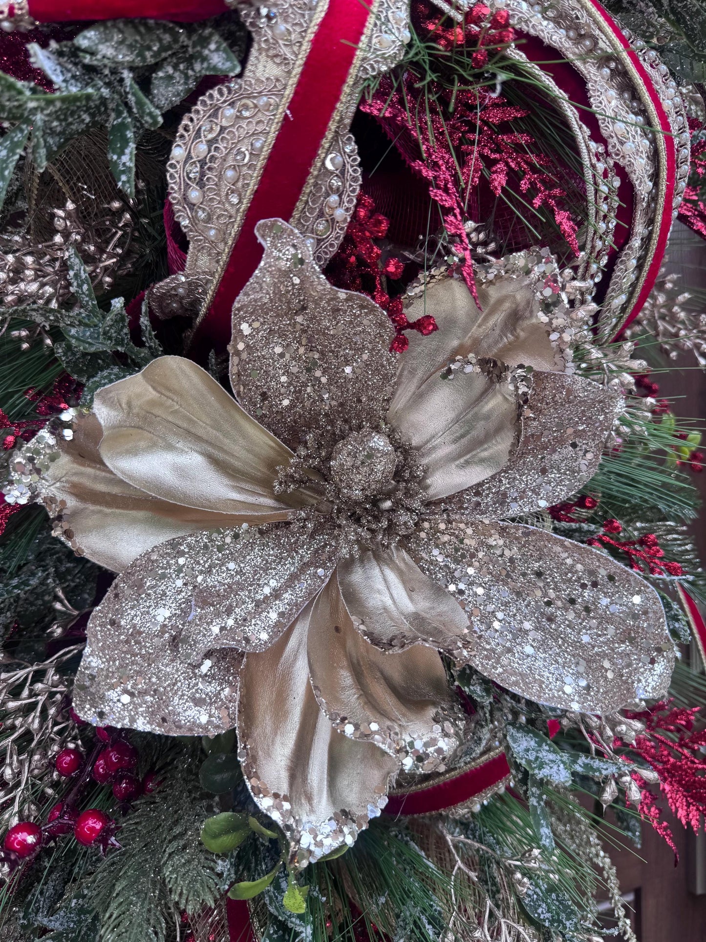 Elegant Christmas and Winter Swag Wreath for Door, Traditional Luxury Home Decor for Porch or Indoor Office Holiday Wall Hanger