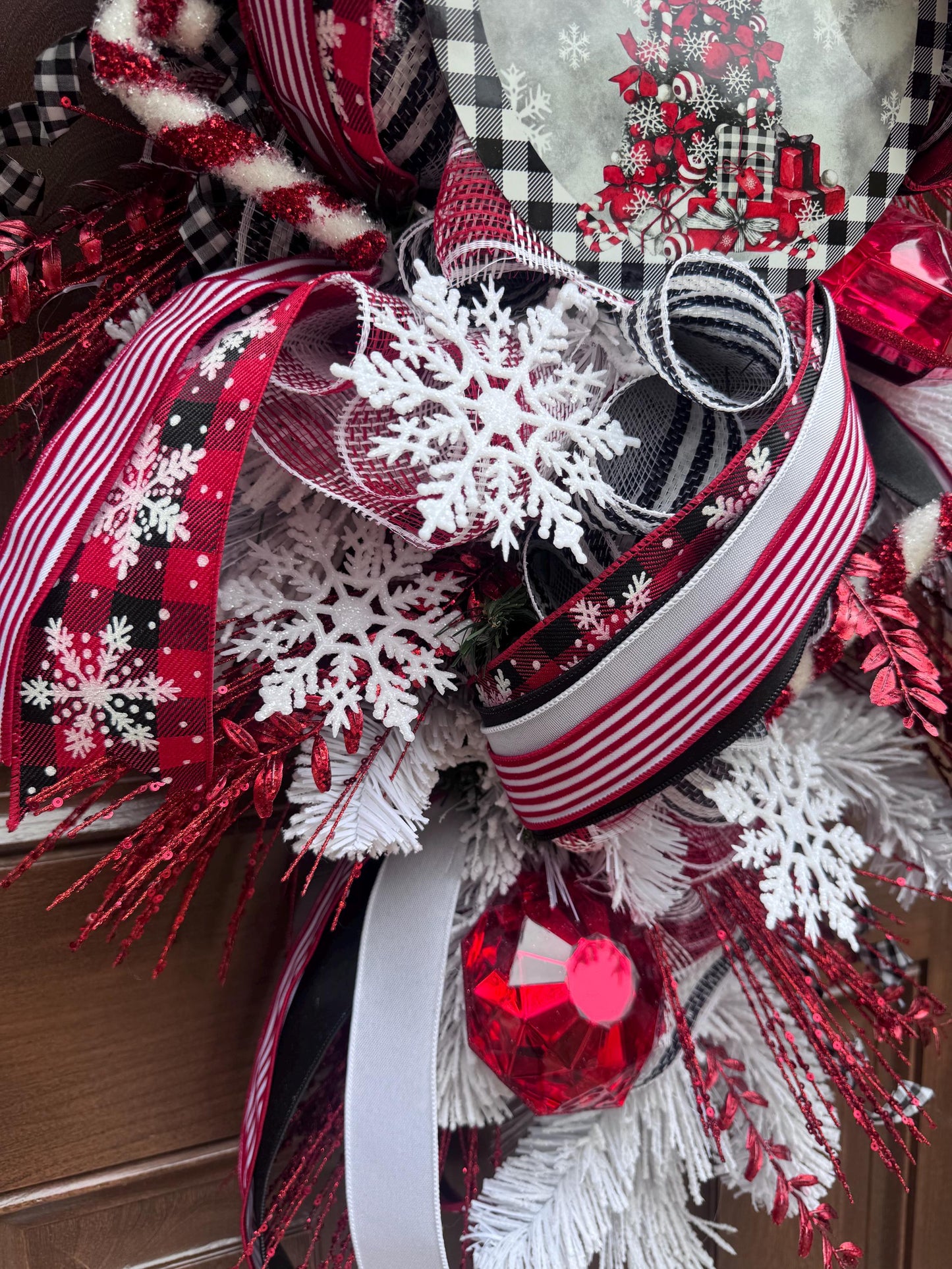 Glam Christmas and Winter Swag Wreath for Front Door, Traditional Luxury Jewel Home Decor for Porch or Indoor Office Holiday Wall Hanger