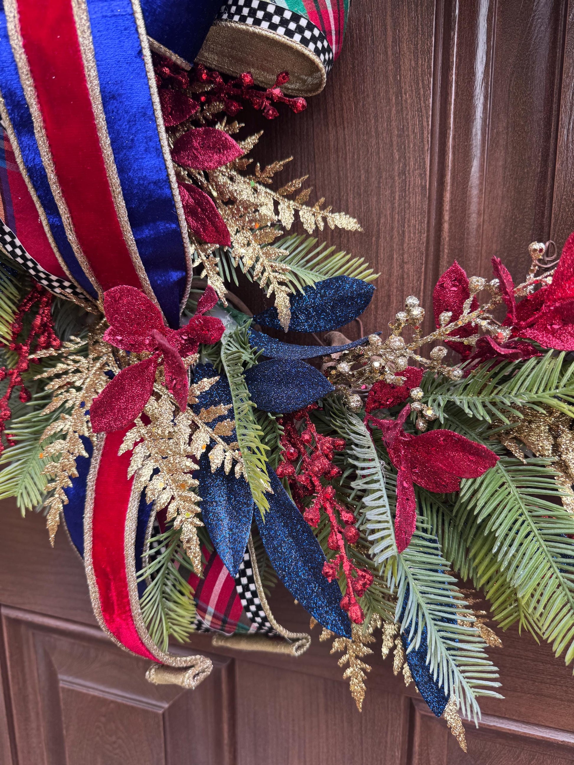 Glam Winter Christmas Wreath for Front Door, Outdoor Porch Seasonal Holiday Hosting Decor, Elegant Holiday Grapevine Wreath for Indoor