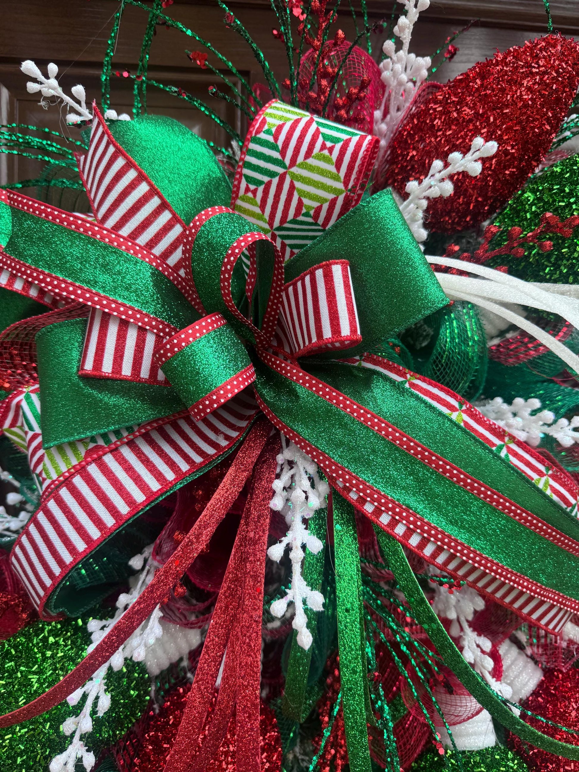 Whimsical Christmas Wreath with Glittered Lights and Ribbons – Red and Green Holiday Door Decor