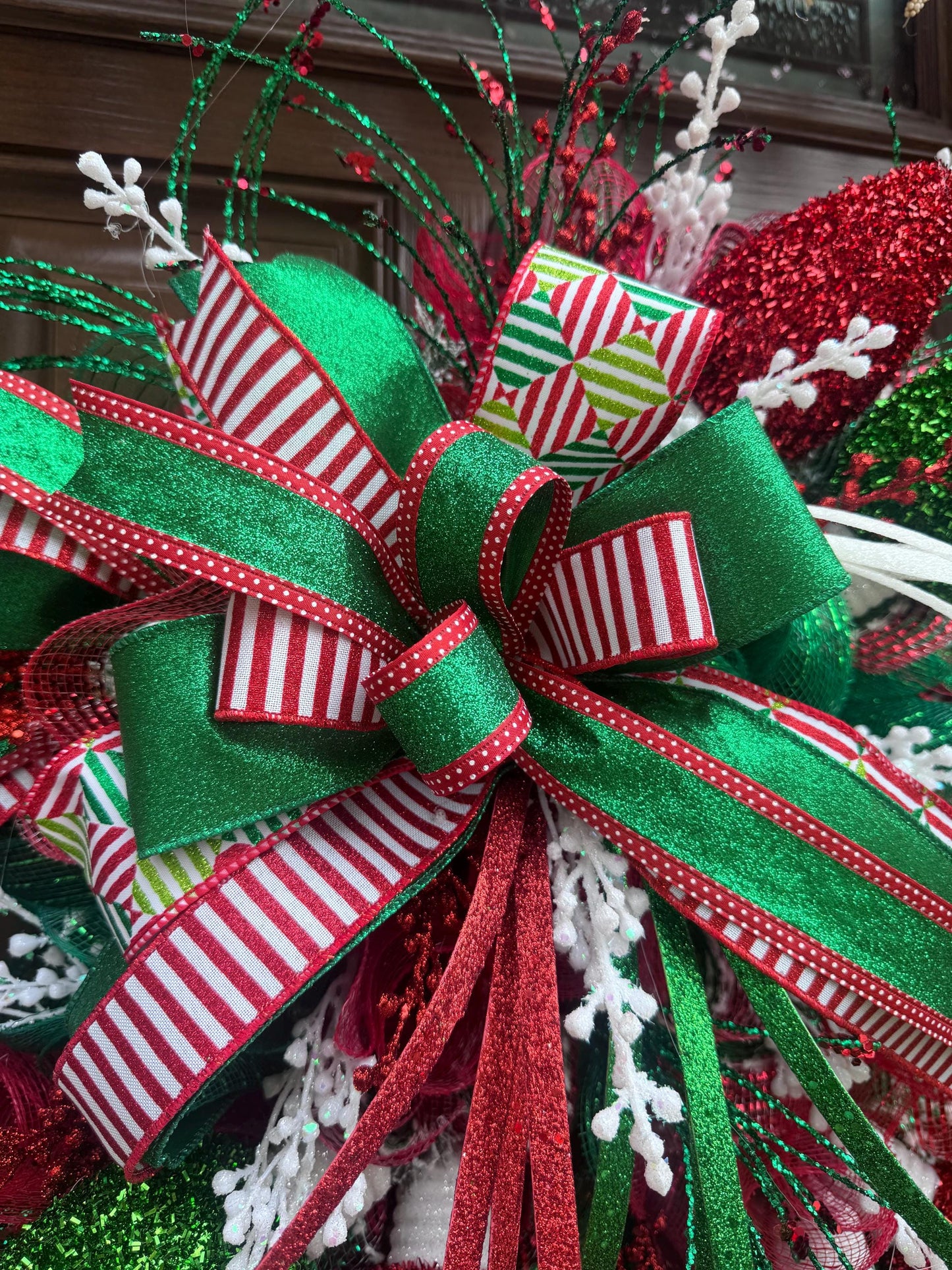 Whimsical Christmas Wreath with Glittered Lights and Ribbons – Red and Green Holiday Door Decor