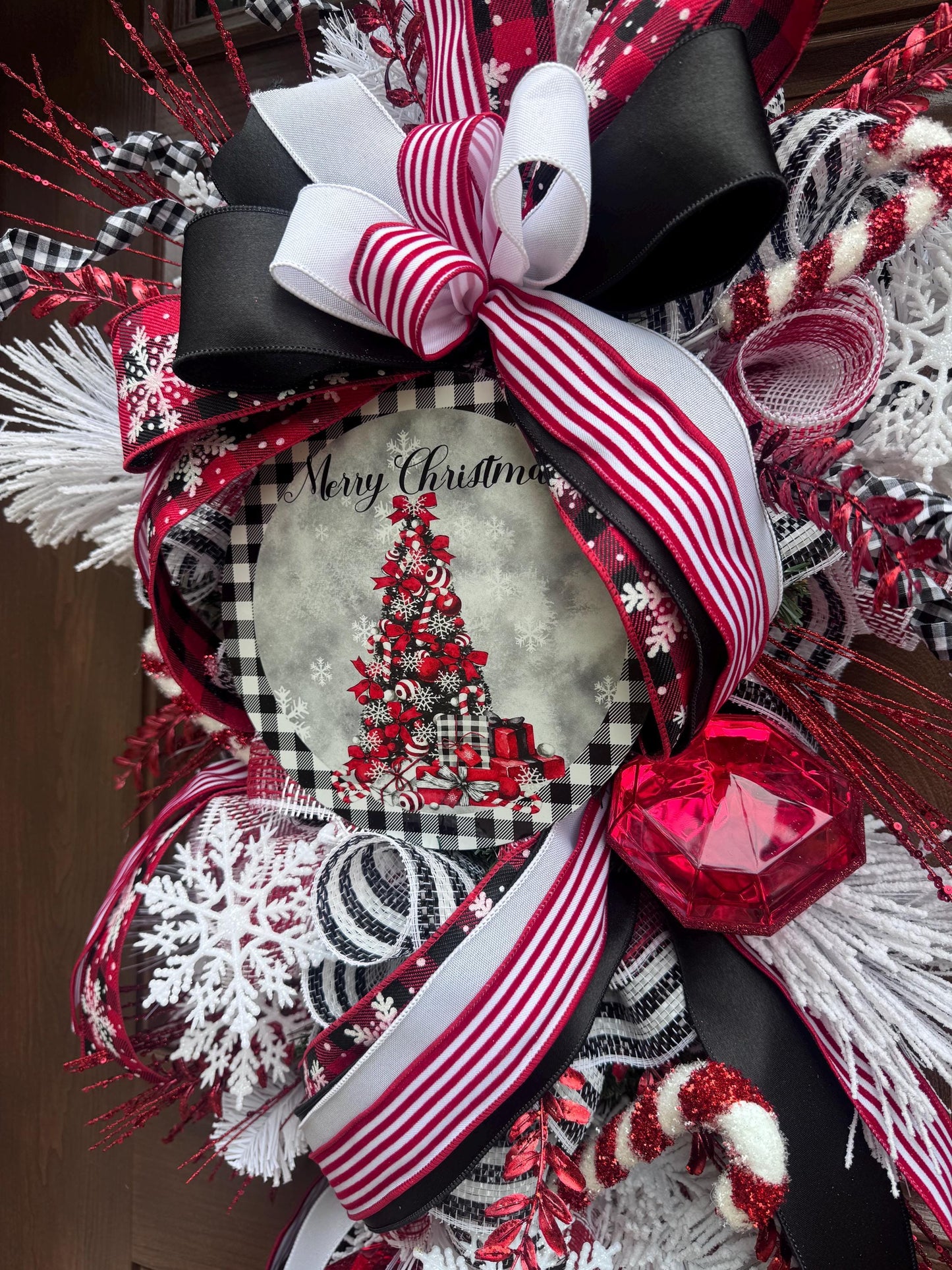 Glam Christmas and Winter Swag Wreath for Front Door, Traditional Luxury Jewel Home Decor for Porch or Indoor Office Holiday Wall Hanger