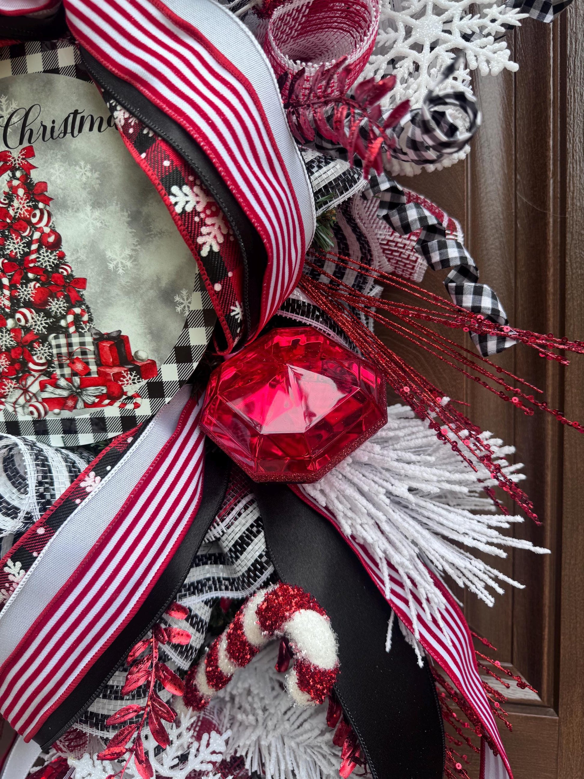 Glam Christmas and Winter Swag Wreath for Front Door, Traditional Luxury Jewel Home Decor for Porch or Indoor Office Holiday Wall Hanger