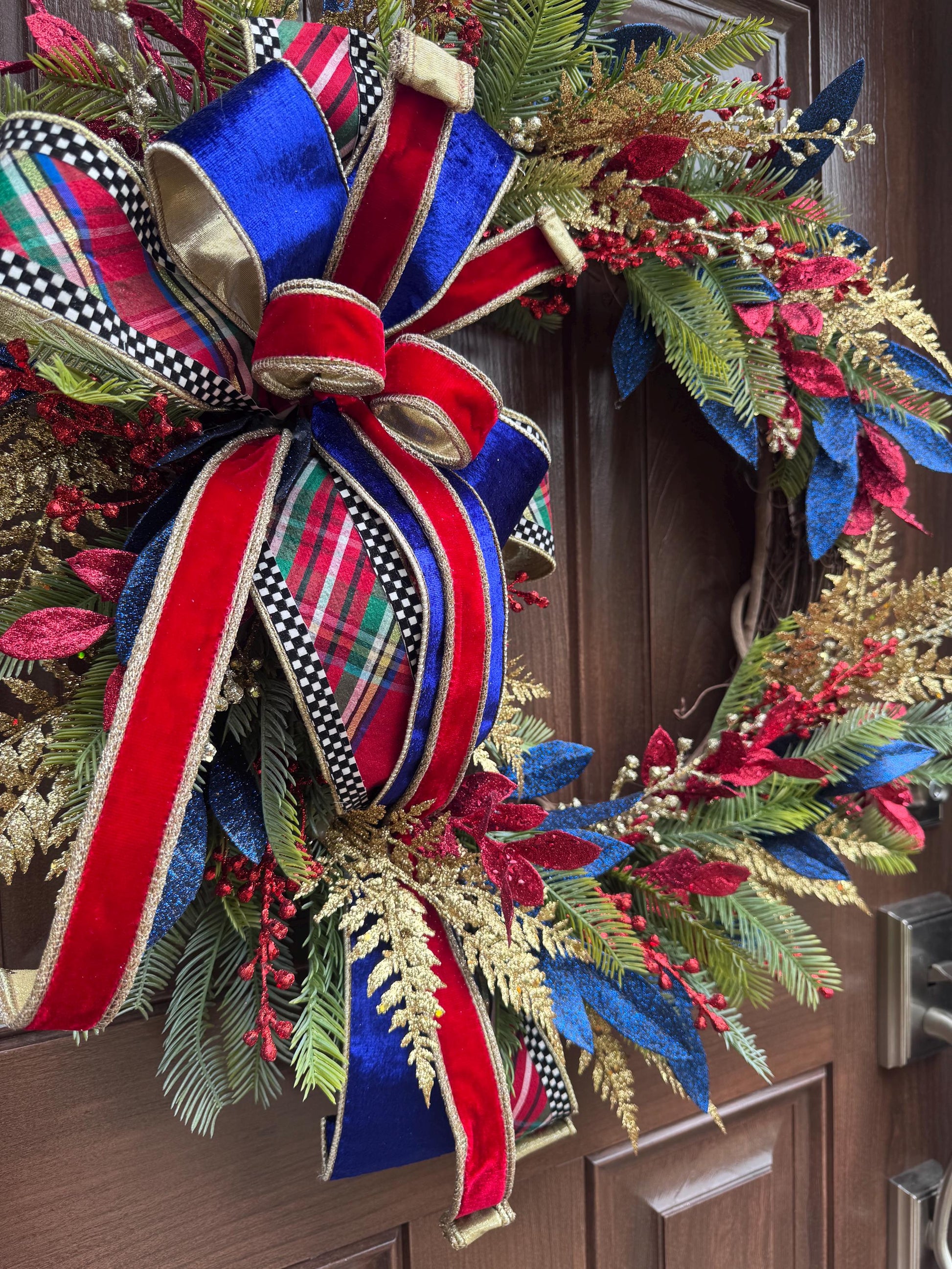 Glam Winter Christmas Wreath for Front Door, Outdoor Porch Seasonal Holiday Hosting Decor, Elegant Holiday Grapevine Wreath for Indoor