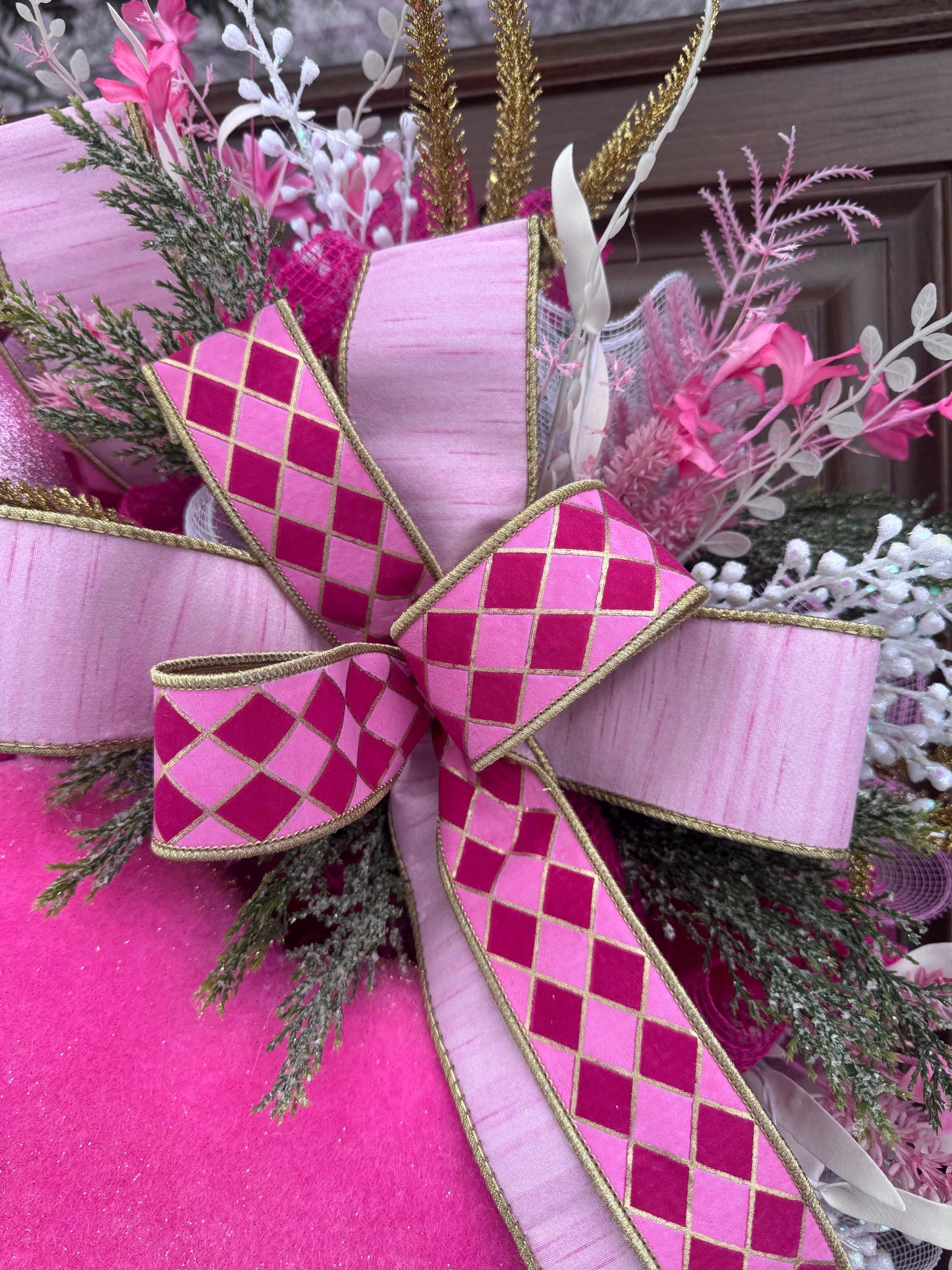 Flocked Pink Heart Wreath, Whimsical Valentine Home Decor for Outdoor Porch or Indoor Office Wall Hanger