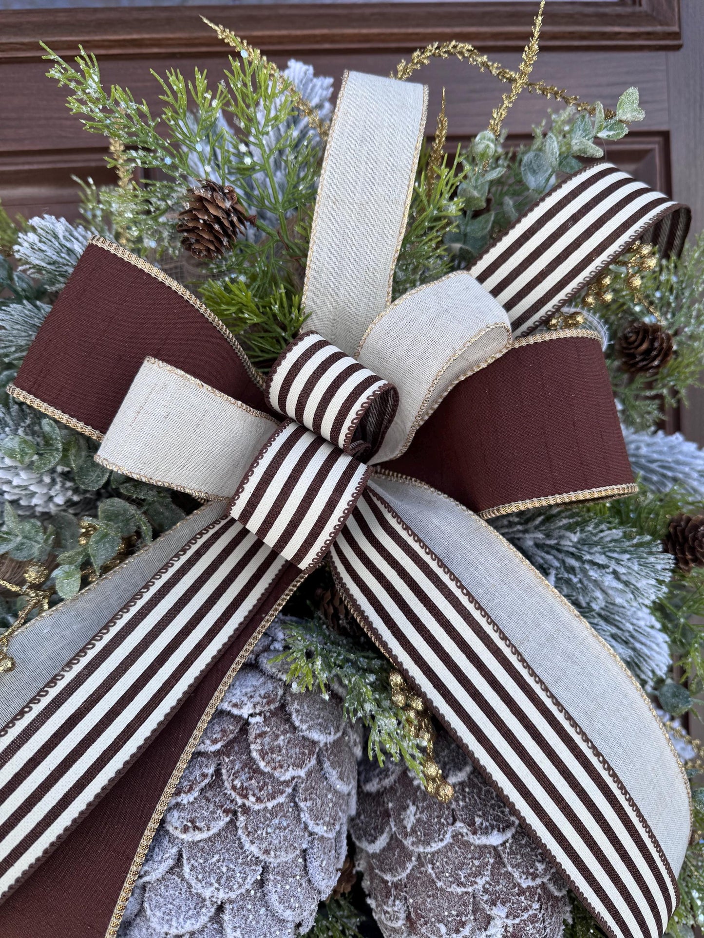 Rustic Winter Pinecone Wreath, Large Christmas Door Hanger, Woodland Holiday Wreath, Evergreen Farmhouse Decor