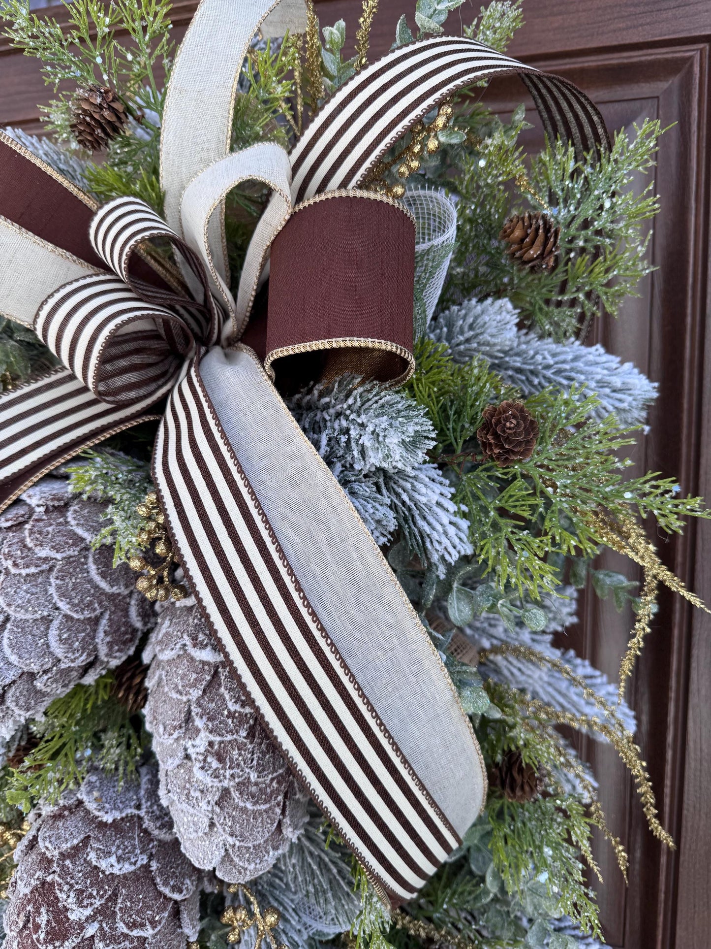 Rustic Winter Pinecone Wreath, Large Christmas Door Hanger, Woodland Holiday Wreath, Evergreen Farmhouse Decor