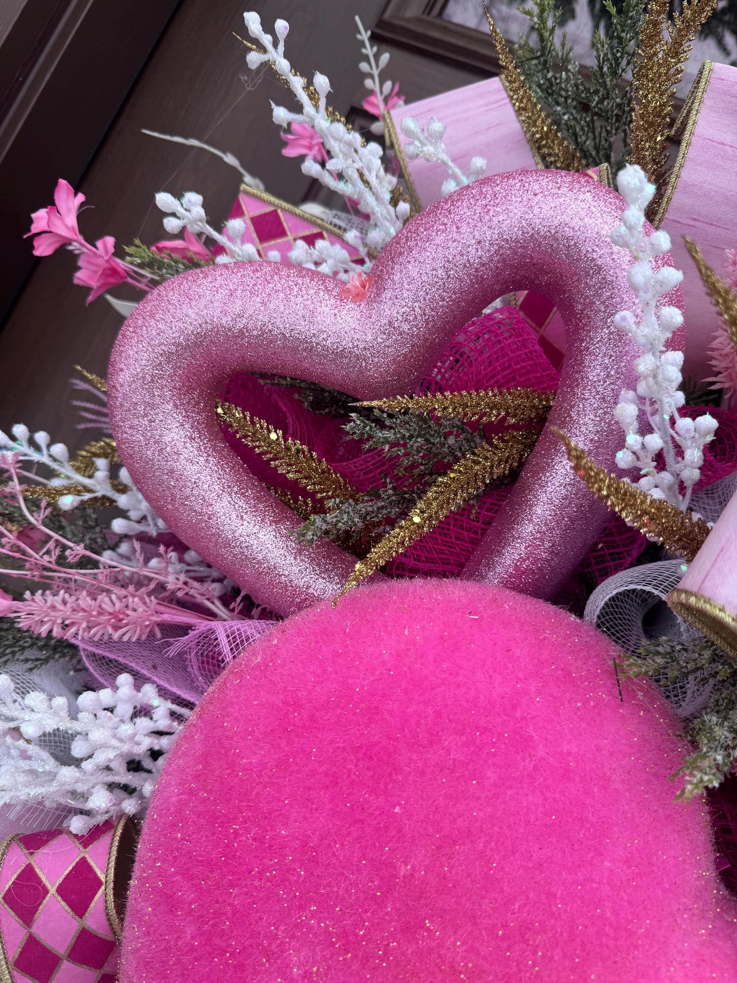 Flocked Pink Heart Wreath, Whimsical Valentine Home Decor for Outdoor Porch or Indoor Office Wall Hanger