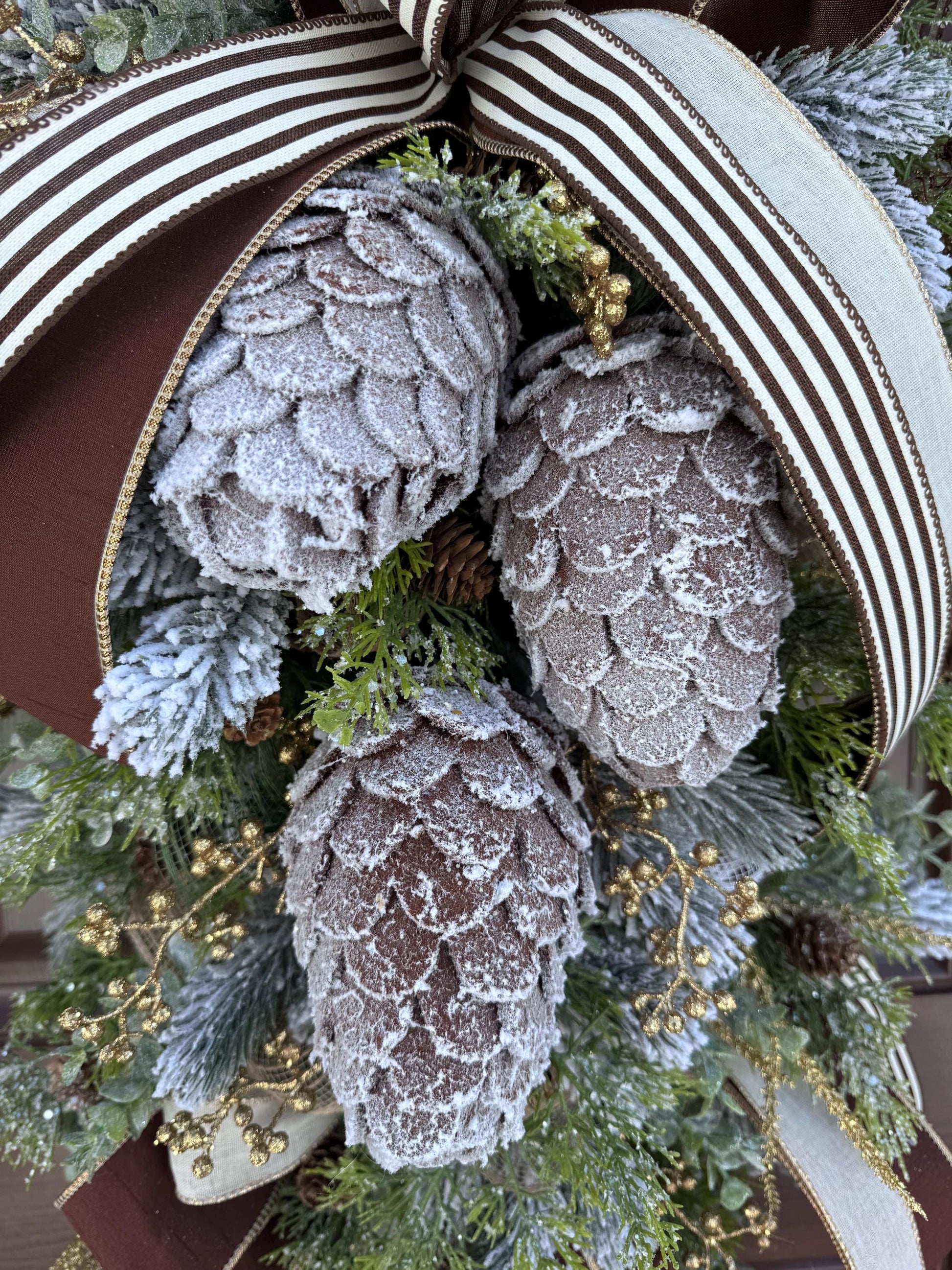 Rustic Winter Pinecone Wreath, Large Christmas Door Hanger, Woodland Holiday Wreath, Evergreen Farmhouse Decor