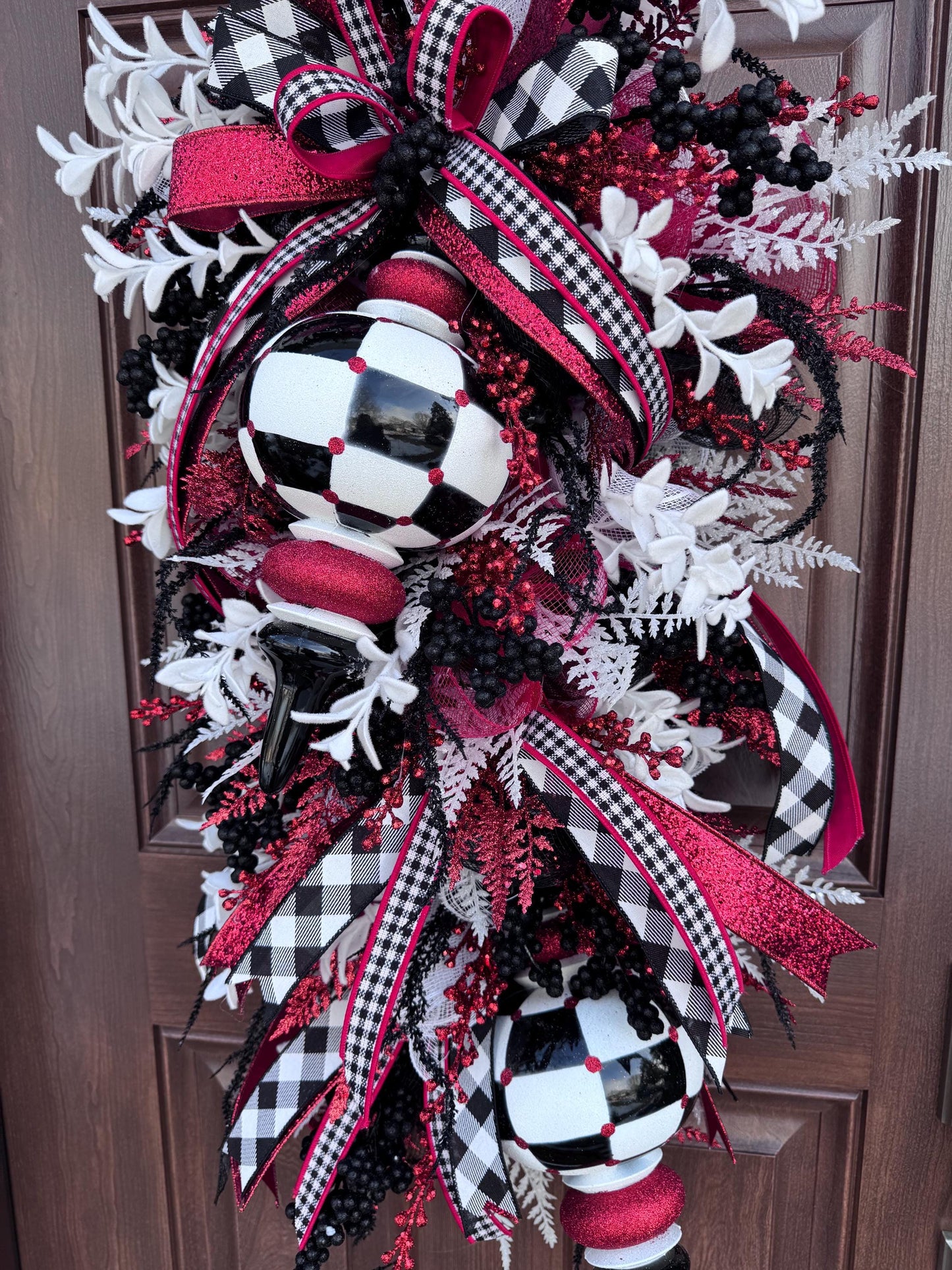 Glam Valentine’s Day Swag Wreath, Red Black & White Finial Ornament Door Decor, Romantic Statement Swag