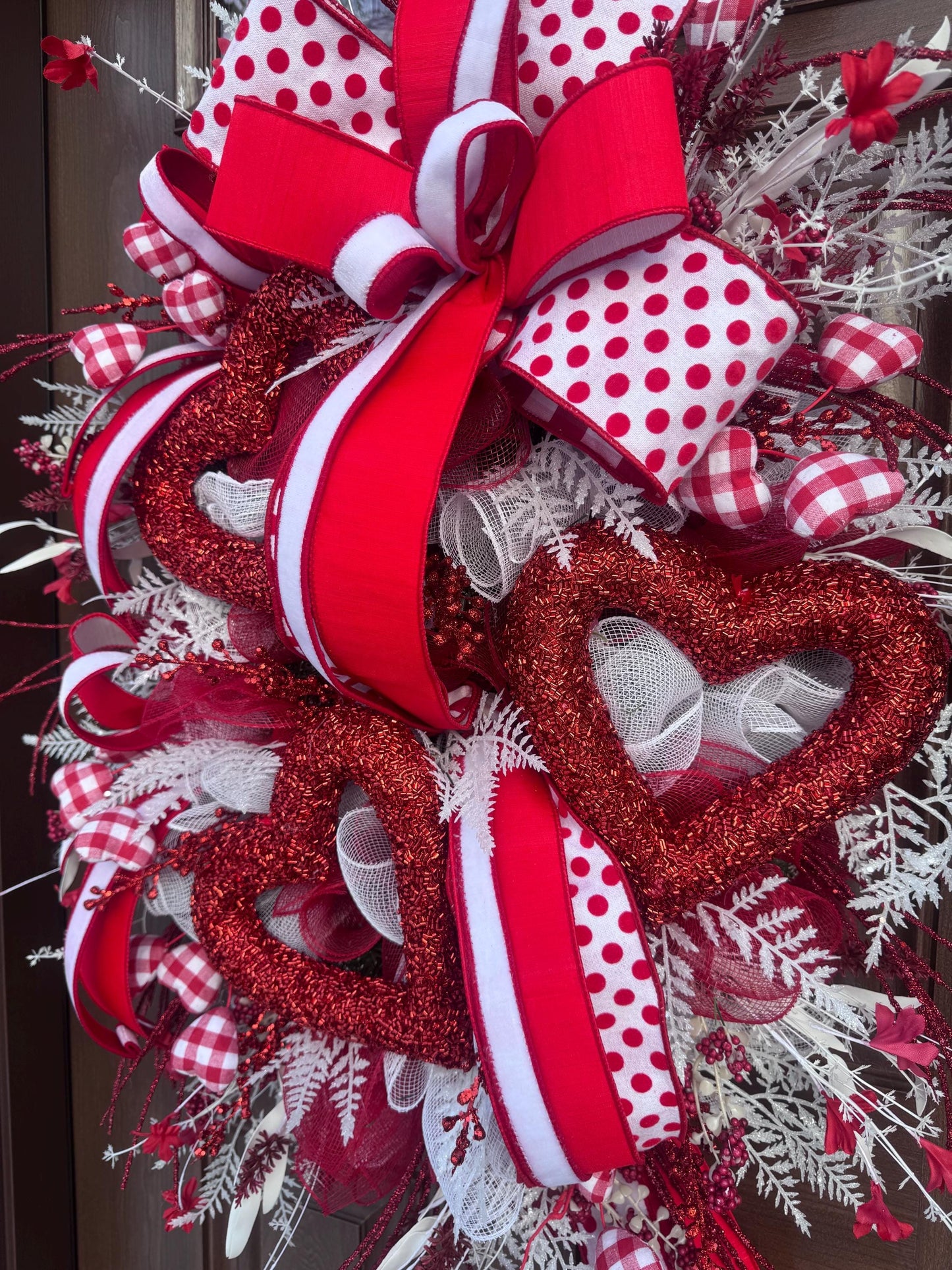 Valentine’s Day Heart Wreath, Red and White Front Door Decor, Love Theme Hanger, Romantic Handmade Gift Idea