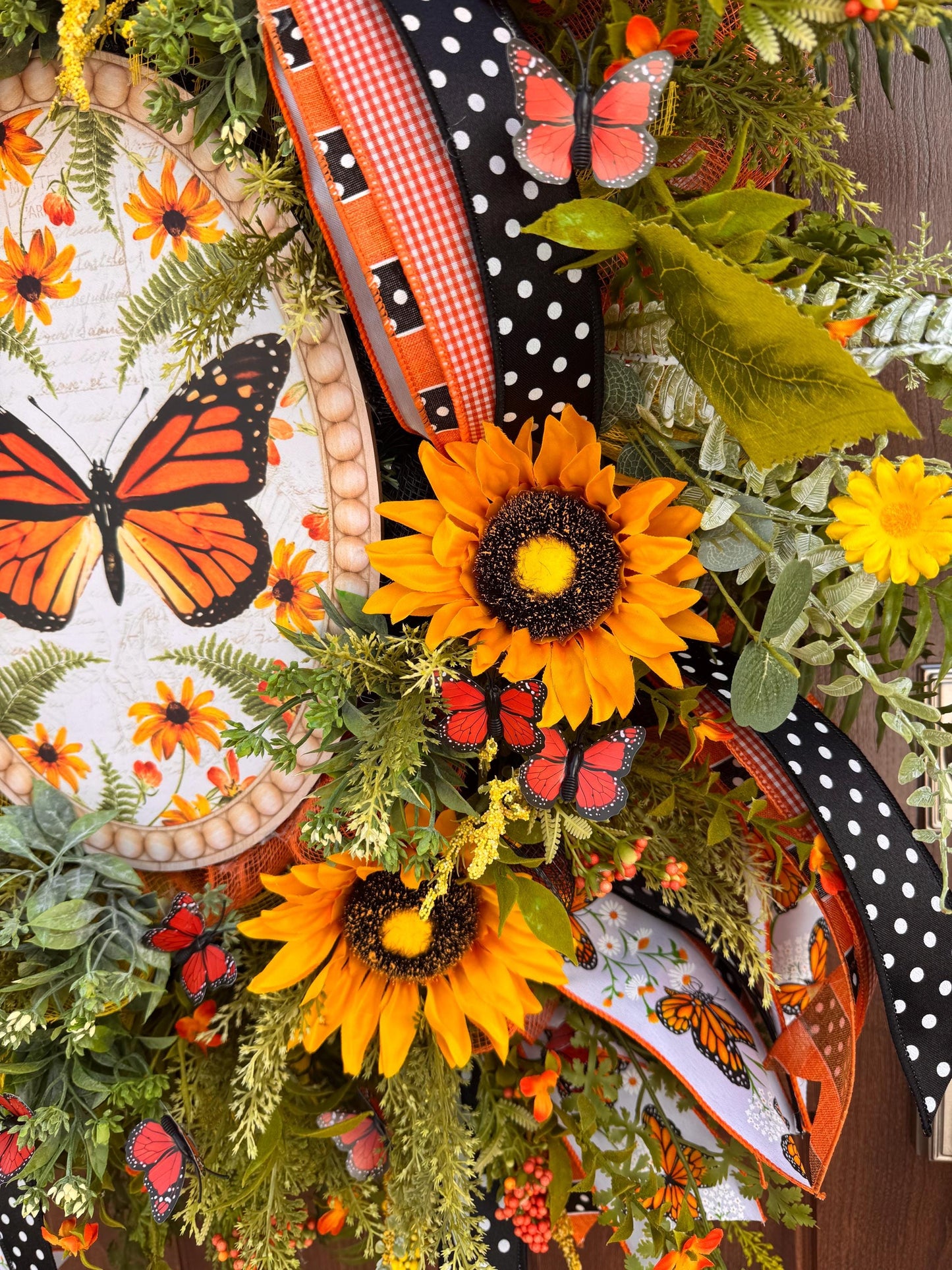 Monarch Butterfly Wreath, Spring Home Decor for Outdoor Porch, Floral Butterfly Decor, Everyday Wreath Birthday Gift for Her Mom