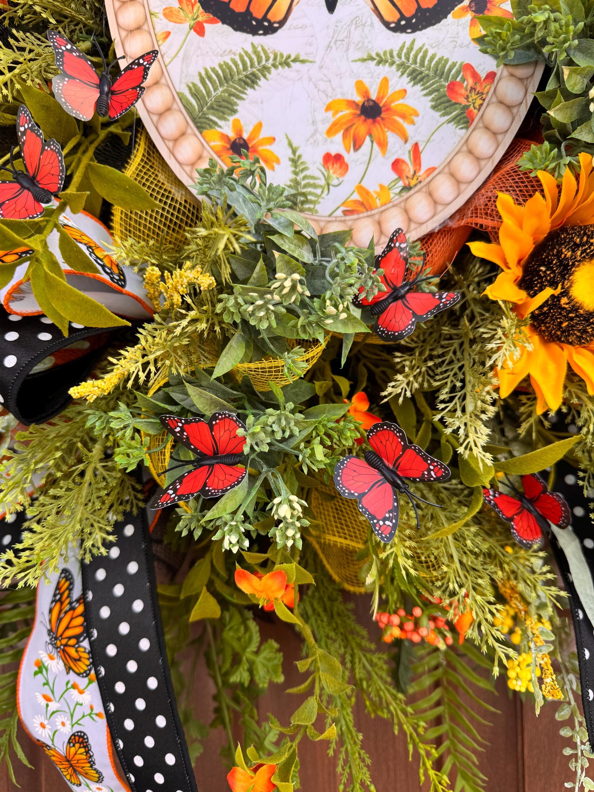 Monarch Butterfly Wreath, Spring Home Decor for Outdoor Porch, Floral Butterfly Decor, Everyday Wreath Birthday Gift for Her Mom