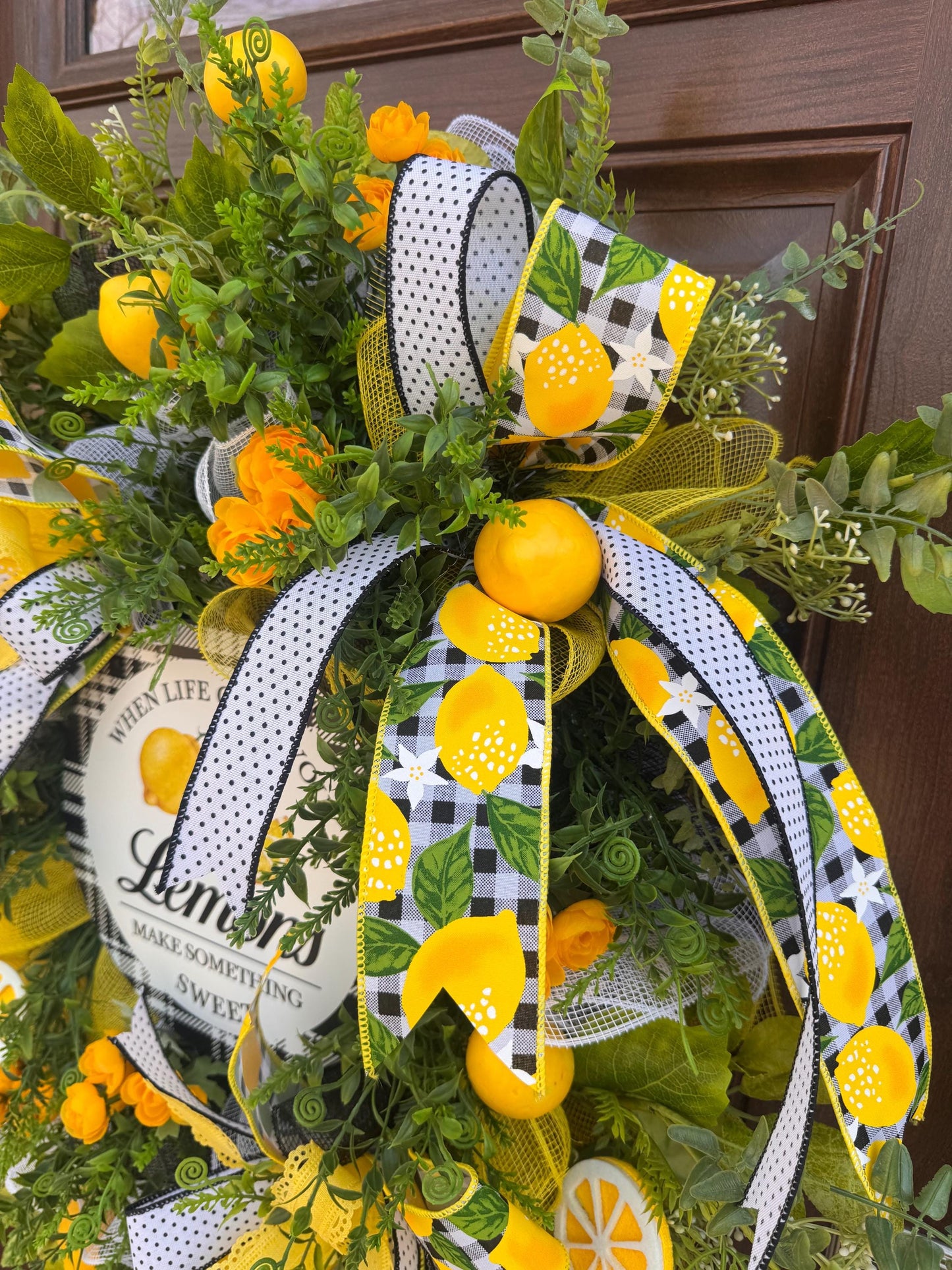 When Life Gives You Lemons Wreath – Lemon Front Door Hanger – Yellow & Black Buffalo Check Wreath – Farmhouse Summer Door Decor