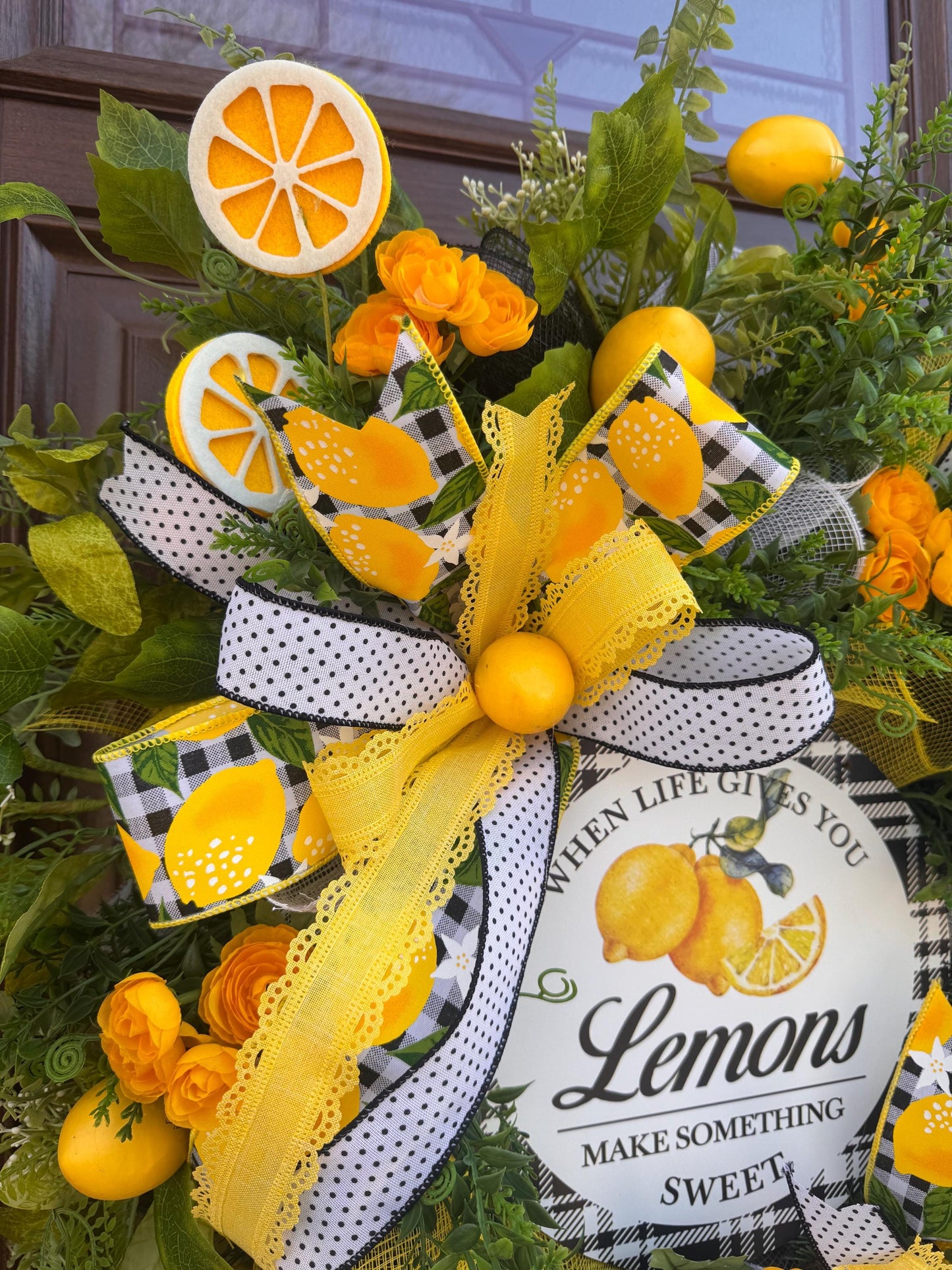 When Life Gives You Lemons Wreath – Lemon Front Door Hanger – Yellow & Black Buffalo Check Wreath – Farmhouse Summer Door Decor
