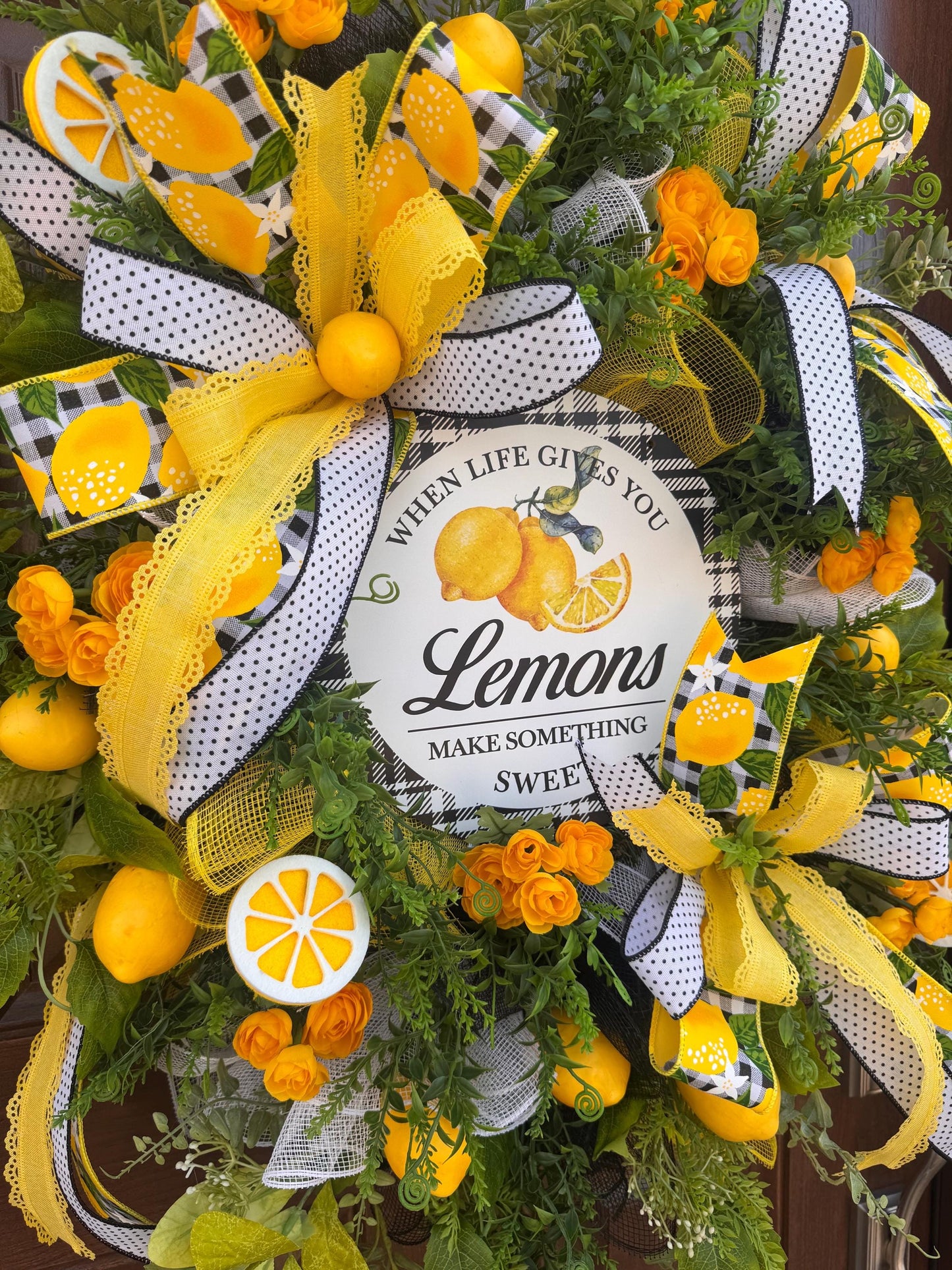 When Life Gives You Lemons Wreath – Lemon Front Door Hanger – Yellow & Black Buffalo Check Wreath – Farmhouse Summer Door Decor