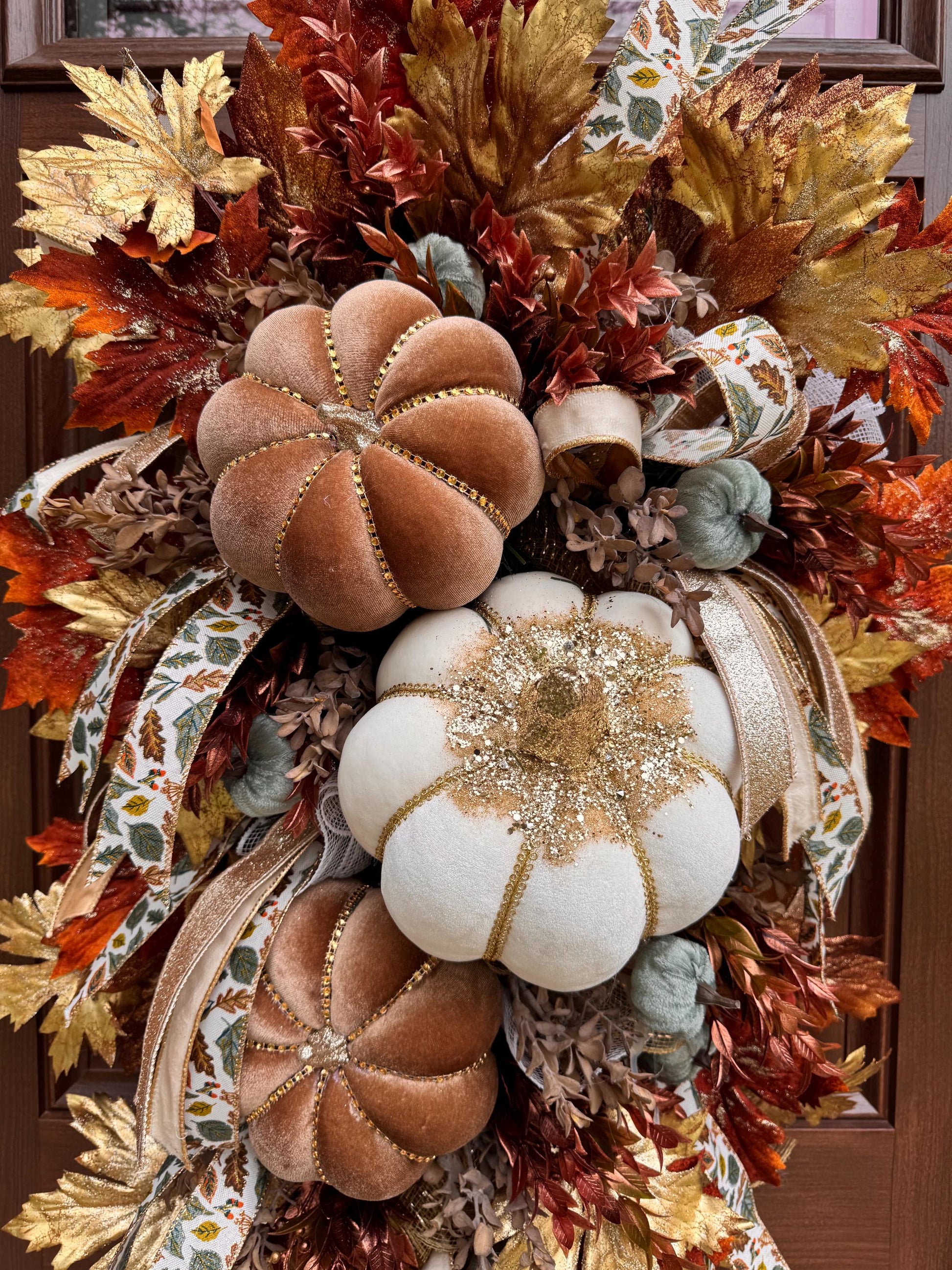 Elegant Fall Pumpkin Wreath, XL Large Autumn Swag Door Decor for Outdoor Porch or Indoor Office Wall Hanger, Fall Hostess Gift