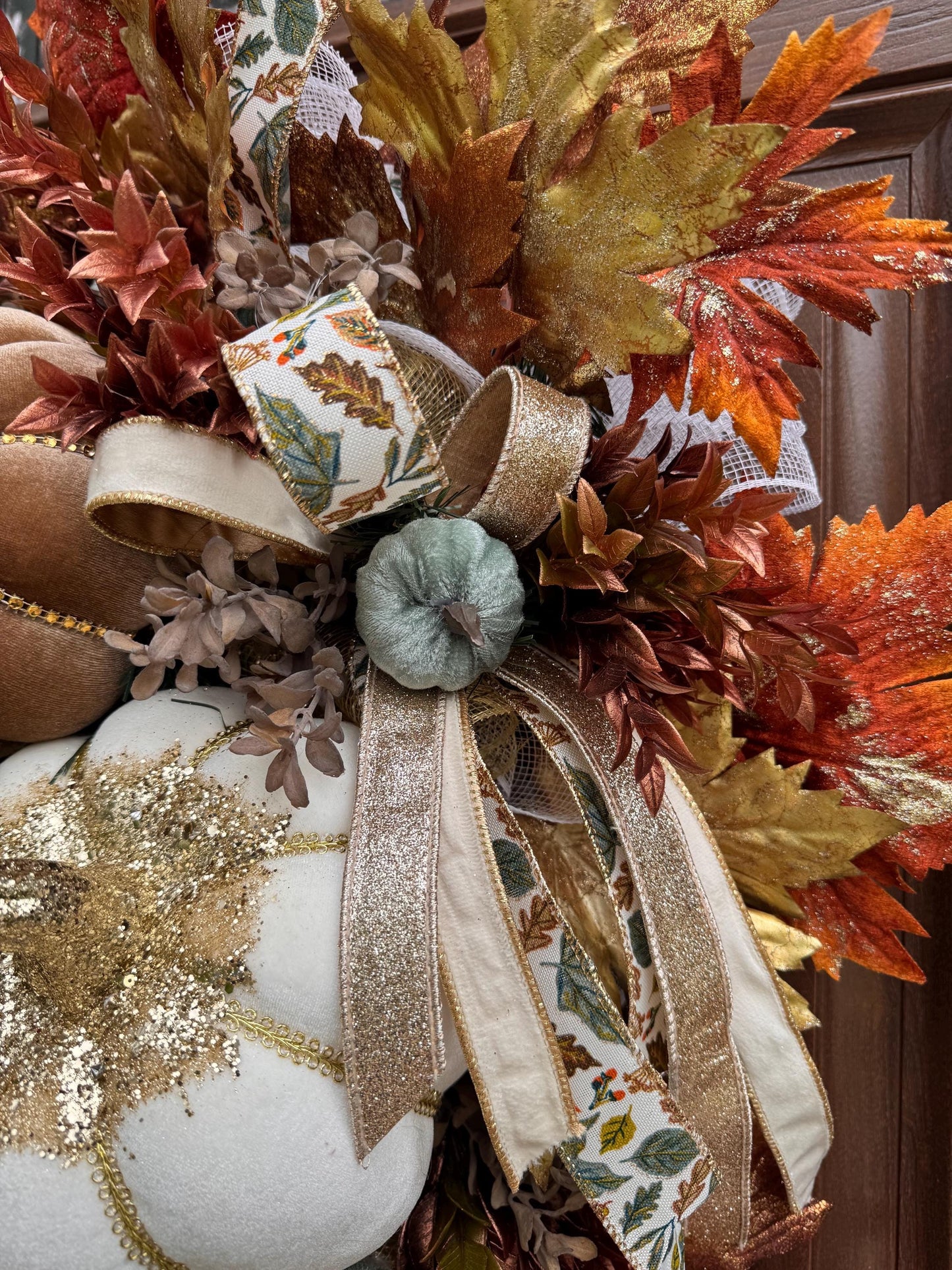 Elegant Fall Pumpkin Wreath, XL Large Autumn Swag Door Decor for Outdoor Porch or Indoor Office Wall Hanger, Fall Hostess Gift