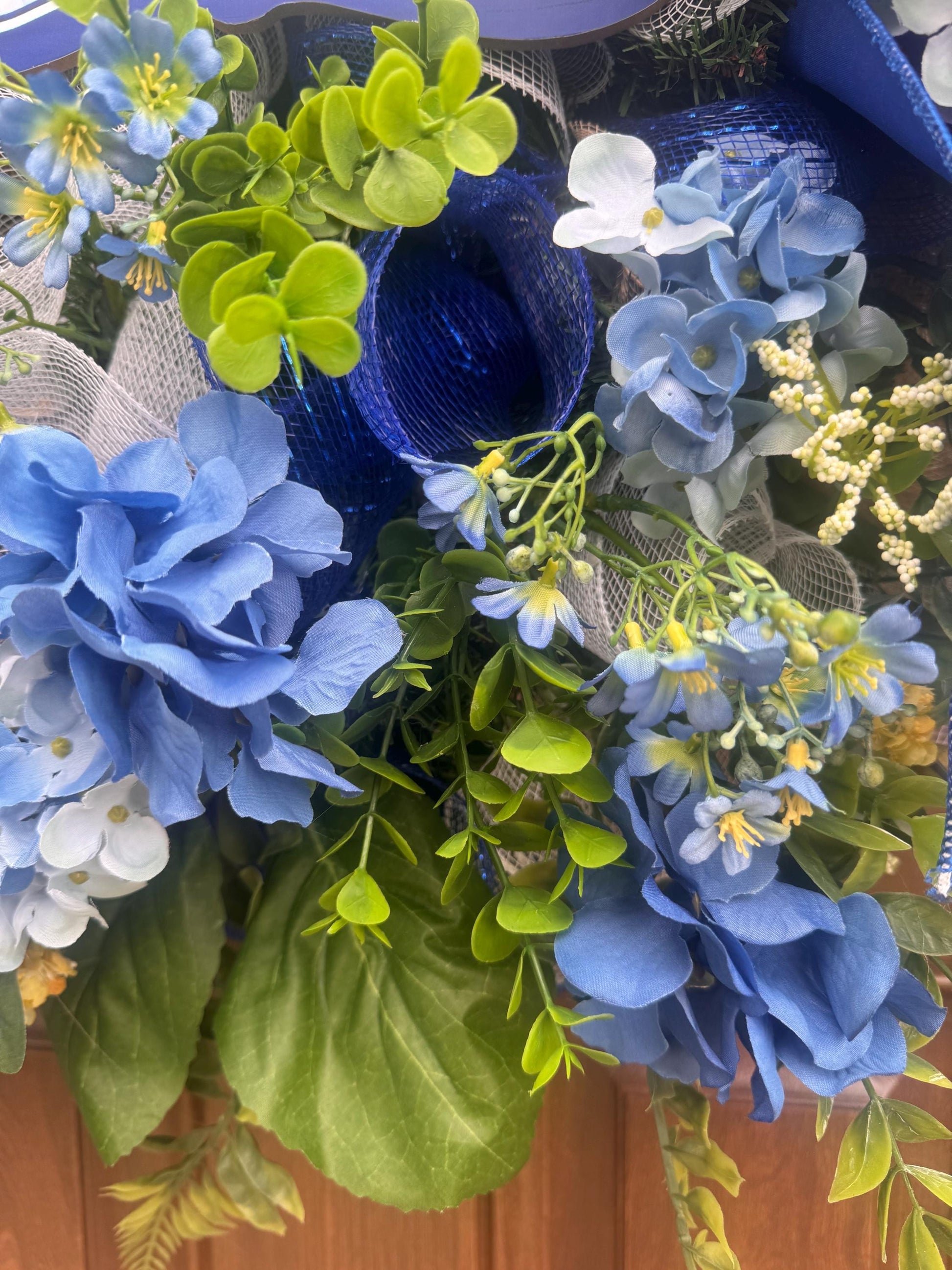 Blue Hydrangea Wreath, Welcome Door Wreath, Blue & White Front Door Decor, Spring Summer Wreath, Farmhouse Porch Decoration