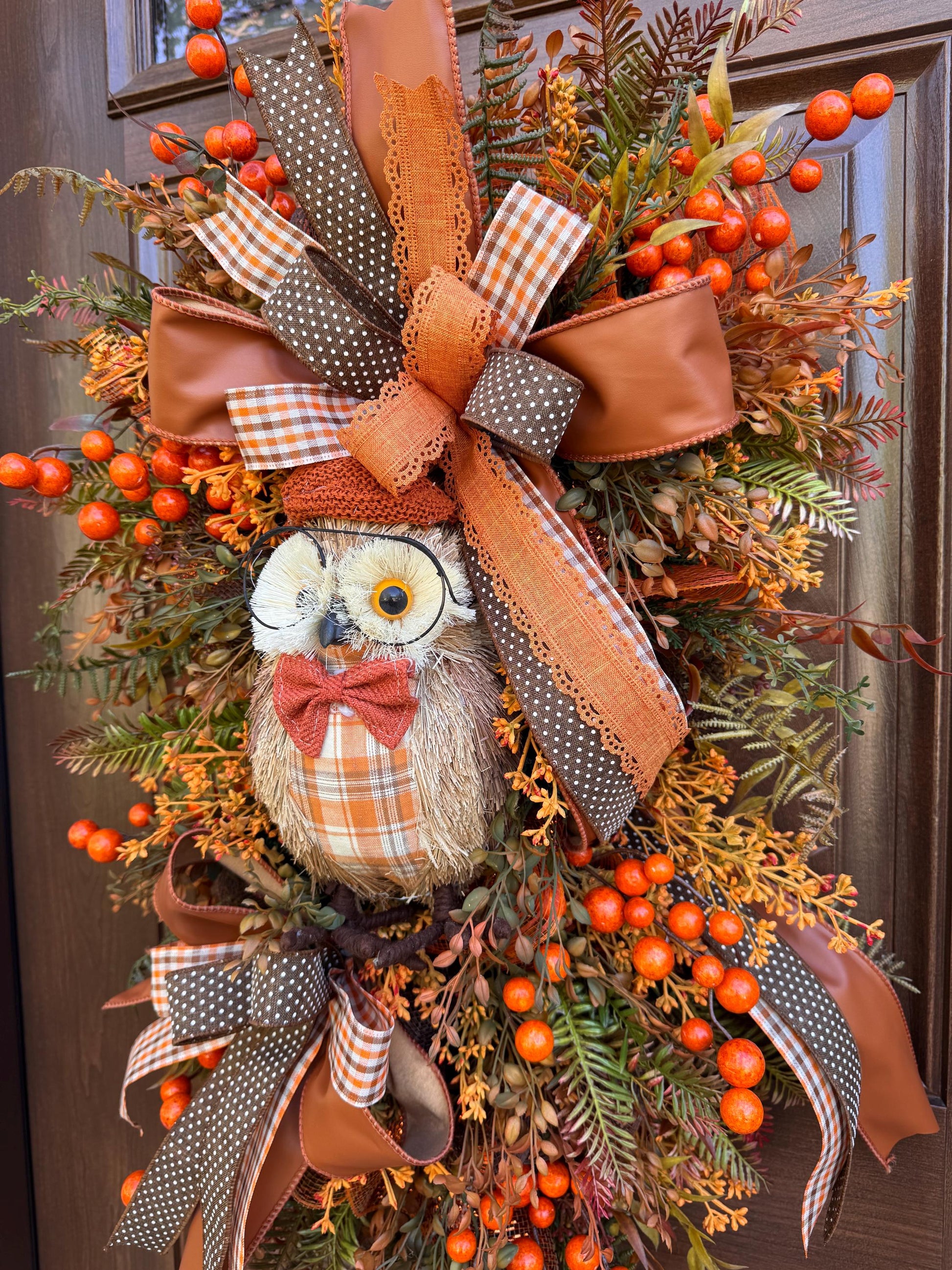 Fall Owl Wreath, Rustic Autumn Door Decor, Orange Brown Berry Swag, Farmhouse Fall Door Hanger, Woodland Owl Decor, Thanksgiving Wreath